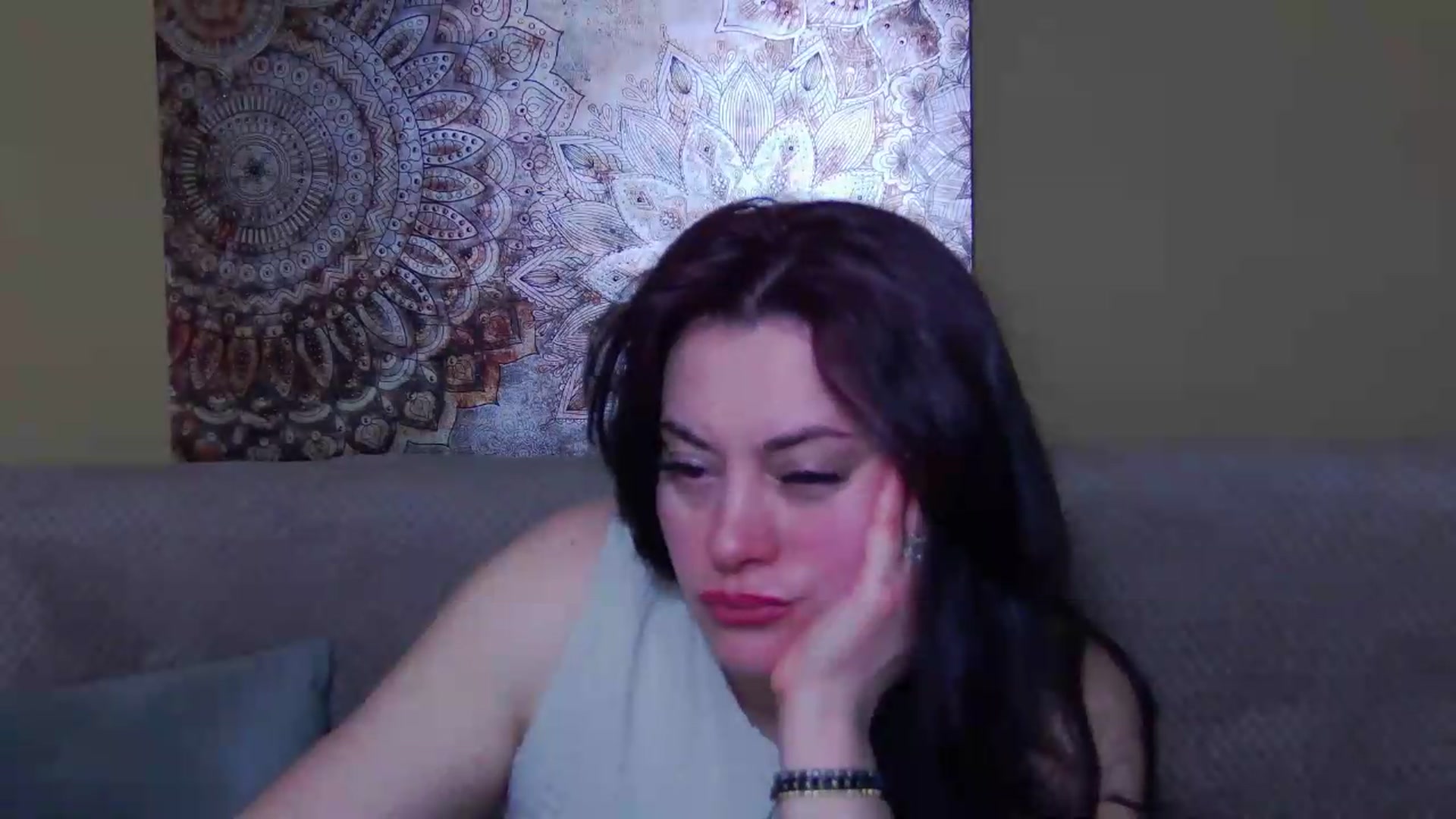 Gallery image thumbnail from ForeverChic's myfreecams stream on, 05/18/2026, 08:38 image 9 of 20