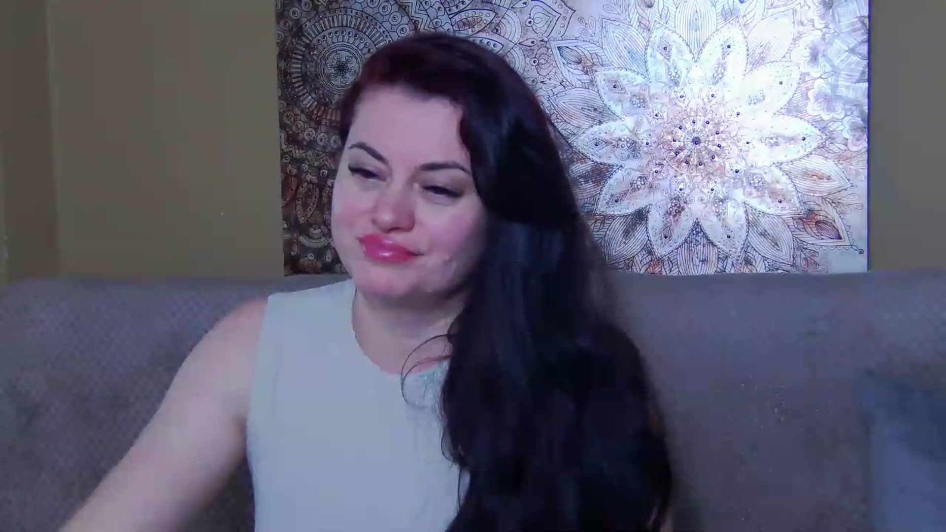 Gallery image thumbnail from ForeverChic's myfreecams stream on, 05/18/2026, 10:36 image 6 of 20