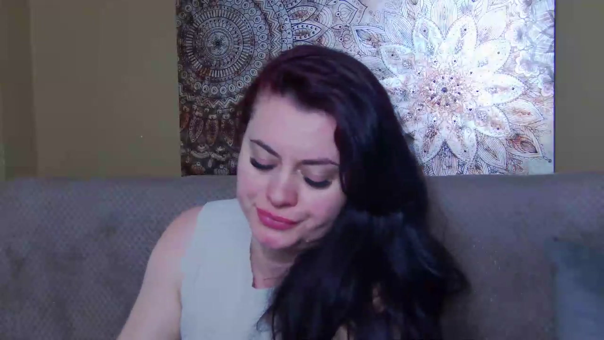 Gallery image thumbnail from ForeverChic's myfreecams stream on, 05/18/2026, 10:36 image 10 of 20