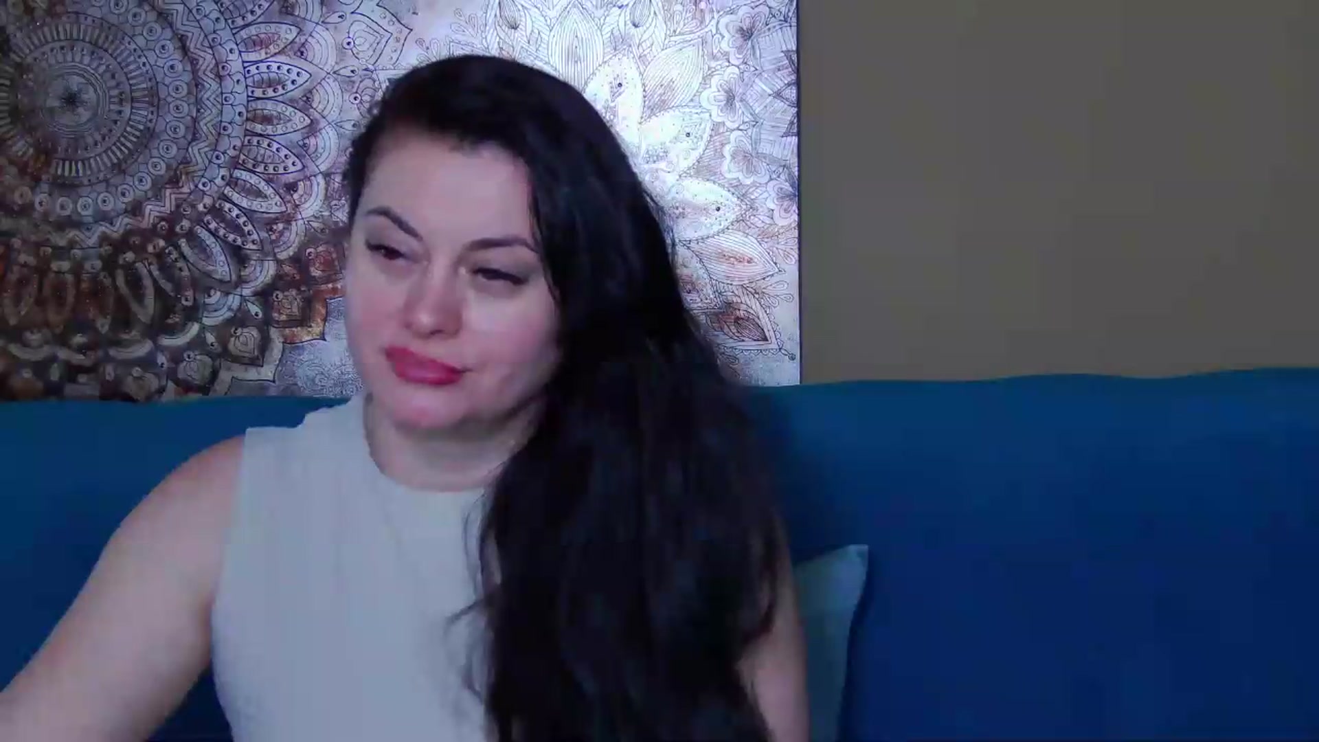 Gallery image thumbnail from ForeverChic's myfreecams stream on, 05/27/2026, 08:32 image 8 of 20