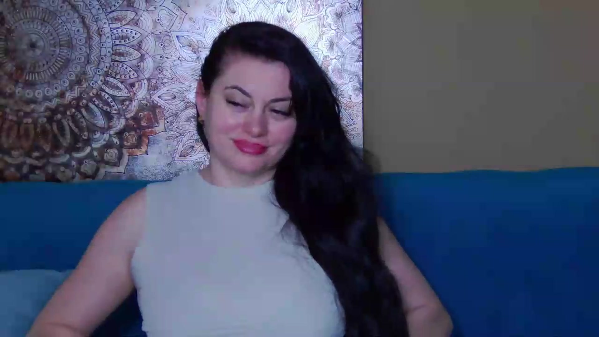 Gallery image thumbnail from ForeverChic's myfreecams stream on, 05/27/2026, 08:32 image 2 of 20