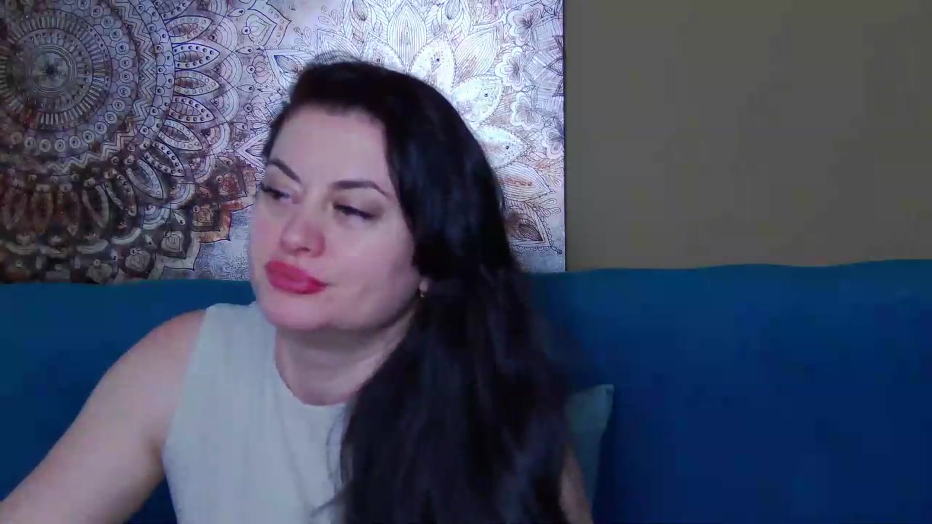 Gallery image thumbnail from ForeverChic's myfreecams stream on, 05/27/2026, 08:32 image 7 of 20