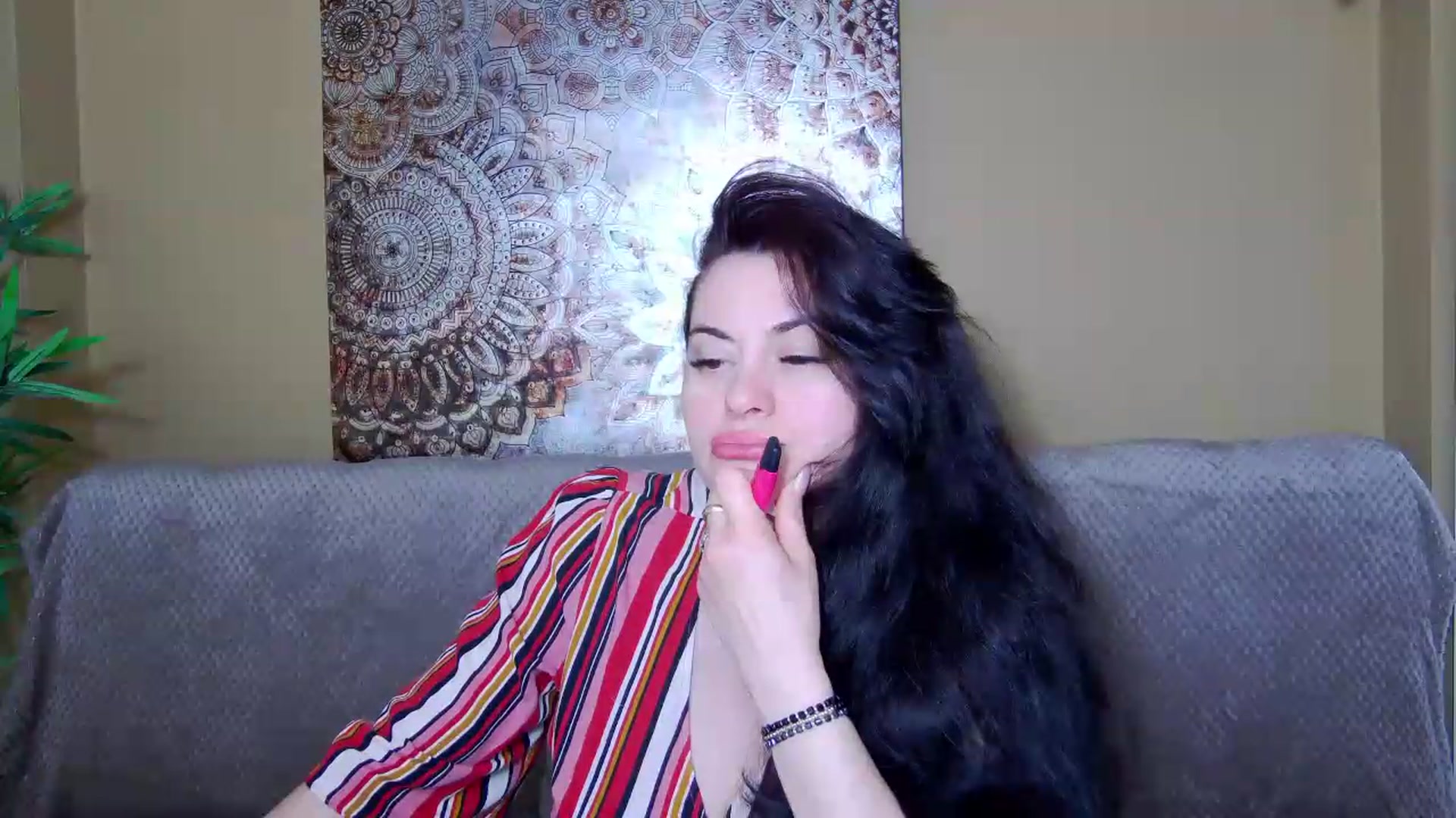 Gallery image thumbnail from ForeverChic's myfreecams stream on, 06/03/2026, 08:30 image 8 of 20