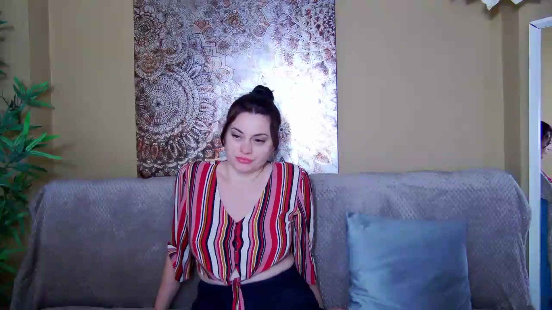 Gallery image thumbnail from ForeverChic's myfreecams stream on, 06/03/2026, 10:25 image 19 of 20