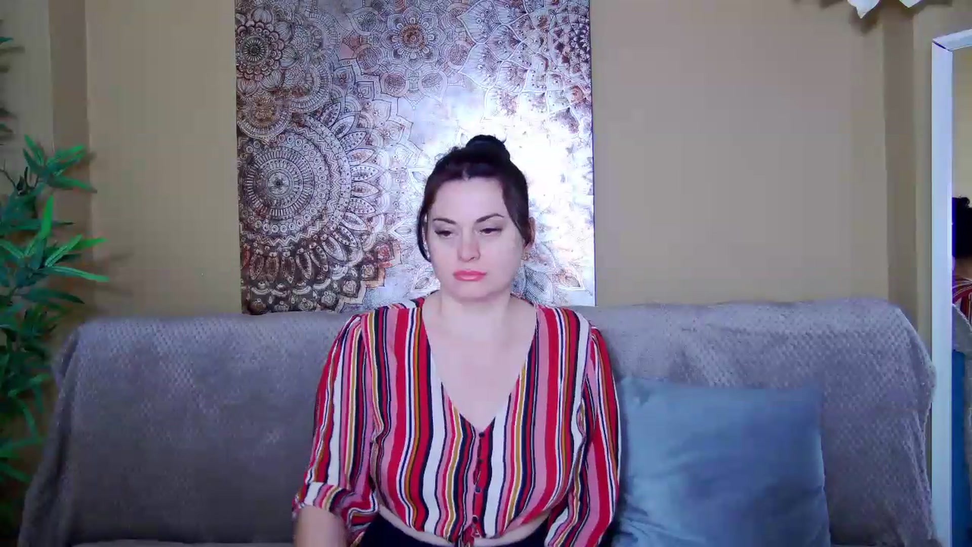 Gallery image thumbnail from ForeverChic's myfreecams stream on, 06/03/2026, 10:25 image 20 of 20