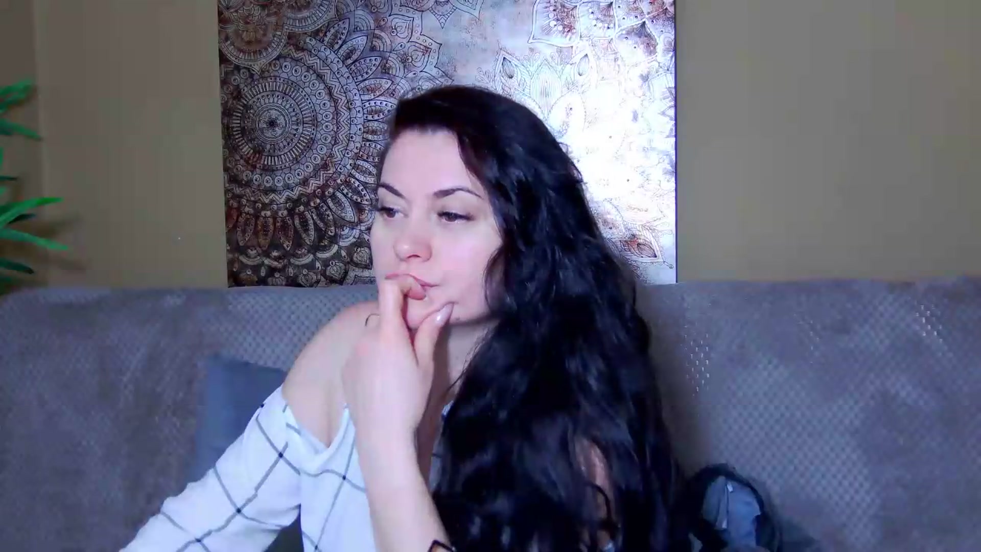 Gallery image thumbnail from ForeverChic's myfreecams stream on, 06/05/2026, 08:01 image 4 of 20