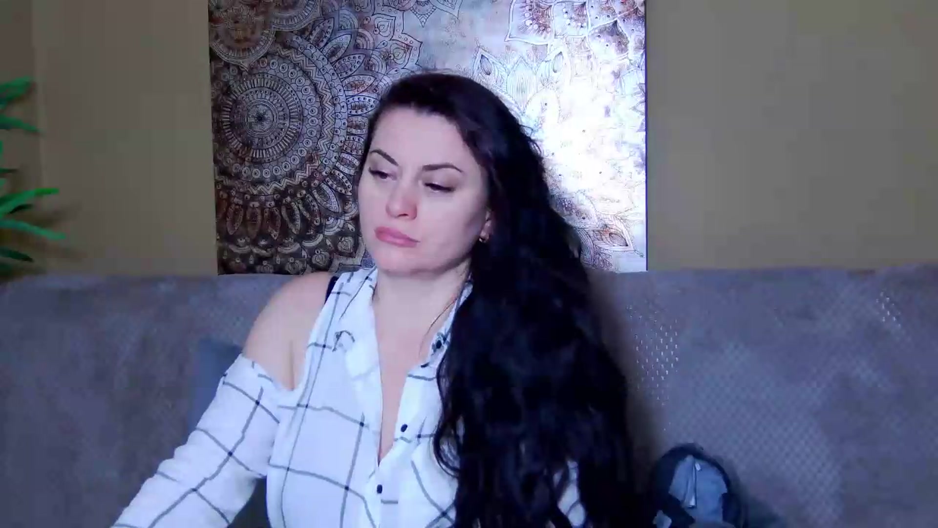 Gallery image thumbnail from ForeverChic's myfreecams stream on, 06/05/2026, 08:01 image 8 of 20