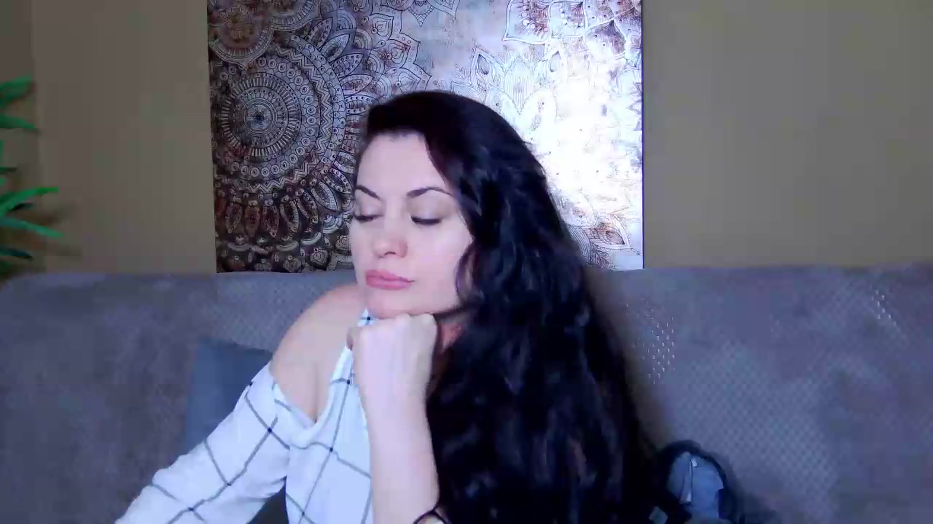 Gallery image thumbnail from ForeverChic's myfreecams stream on, 06/05/2026, 08:01 image 3 of 20