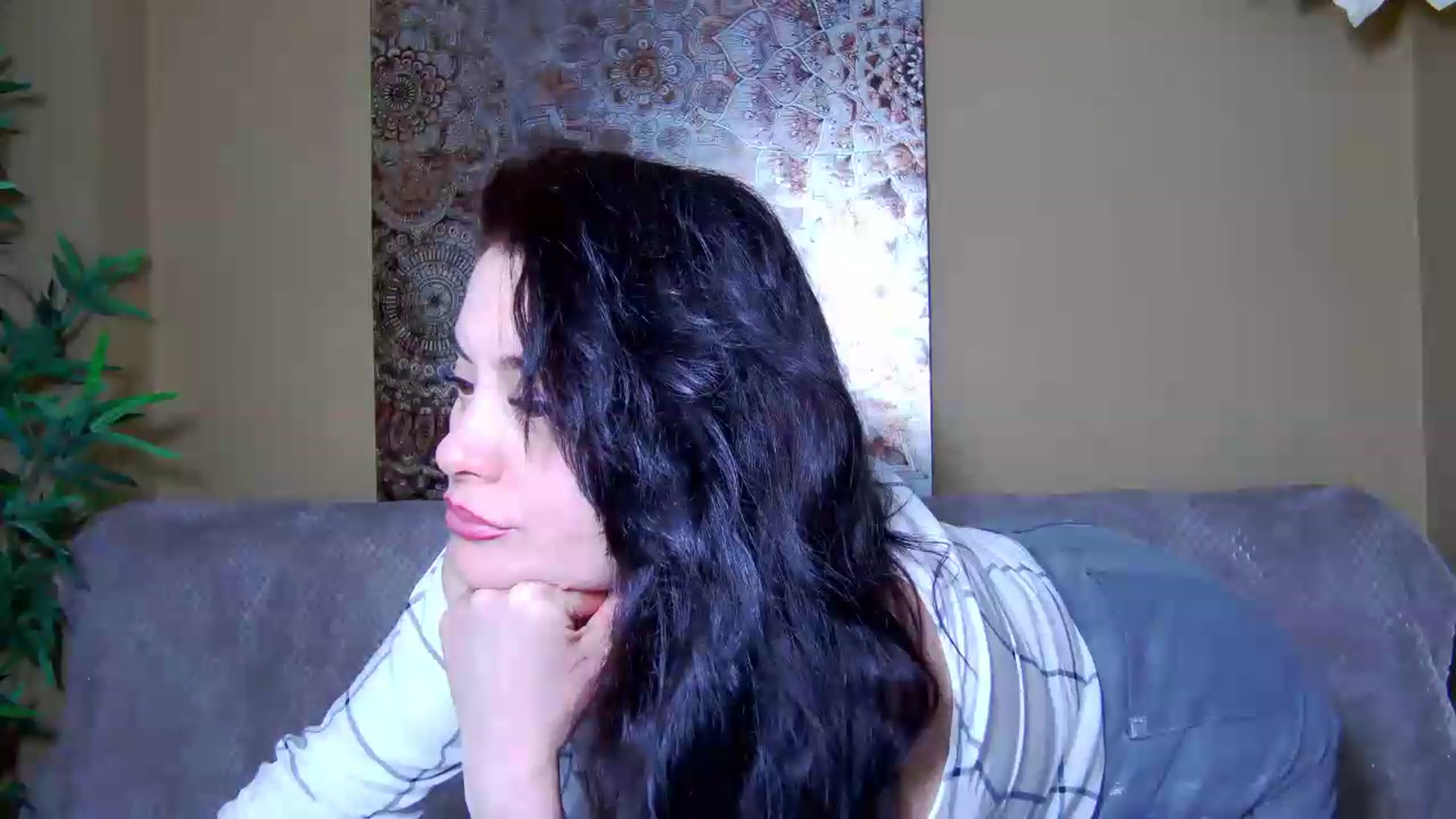 Gallery image thumbnail from ForeverChic's myfreecams stream on, 06/05/2026, 10:07 image 19 of 20