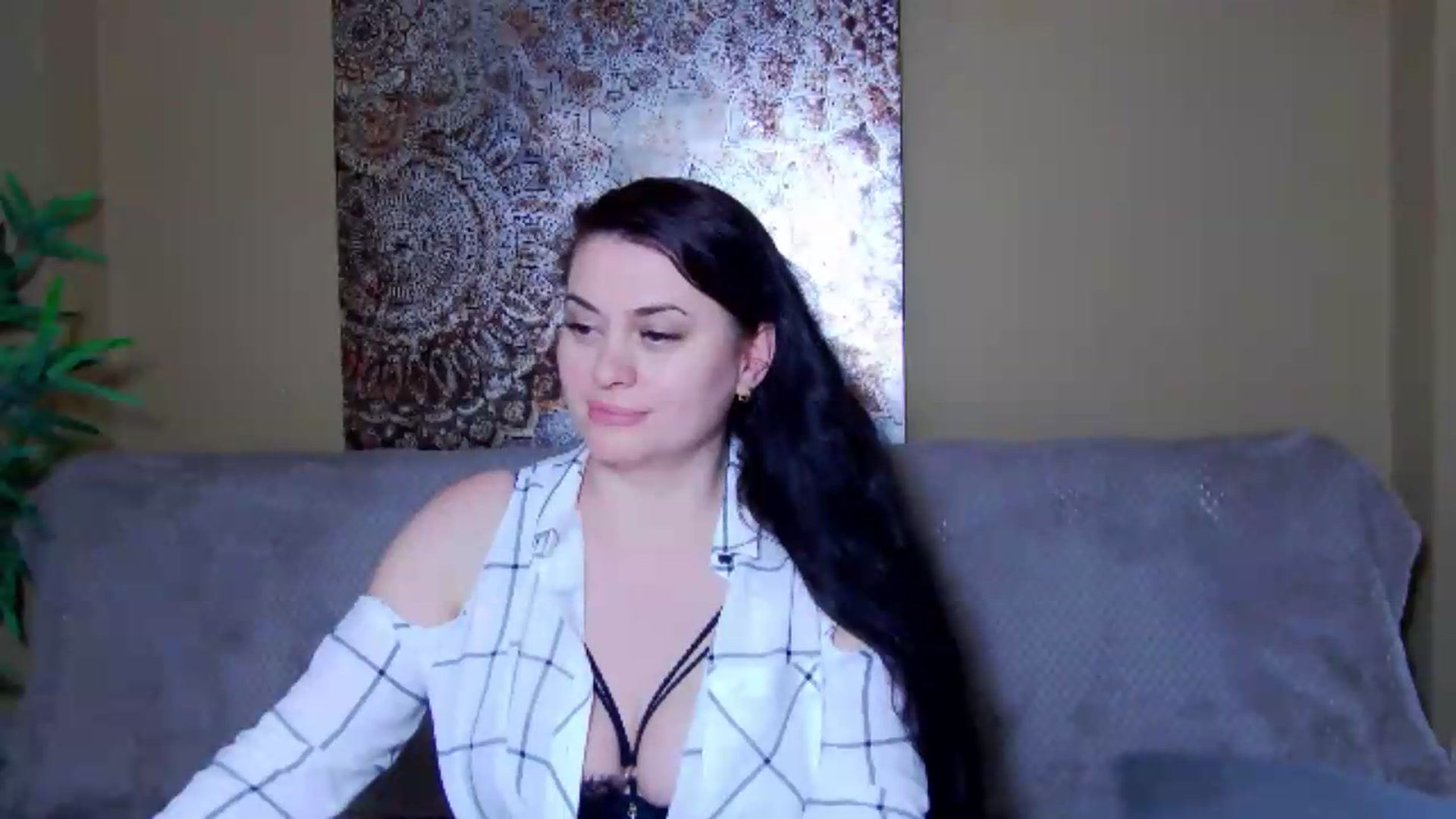 Gallery image thumbnail from ForeverChic's myfreecams stream on, 06/05/2026, 13:27 image 15 of 20