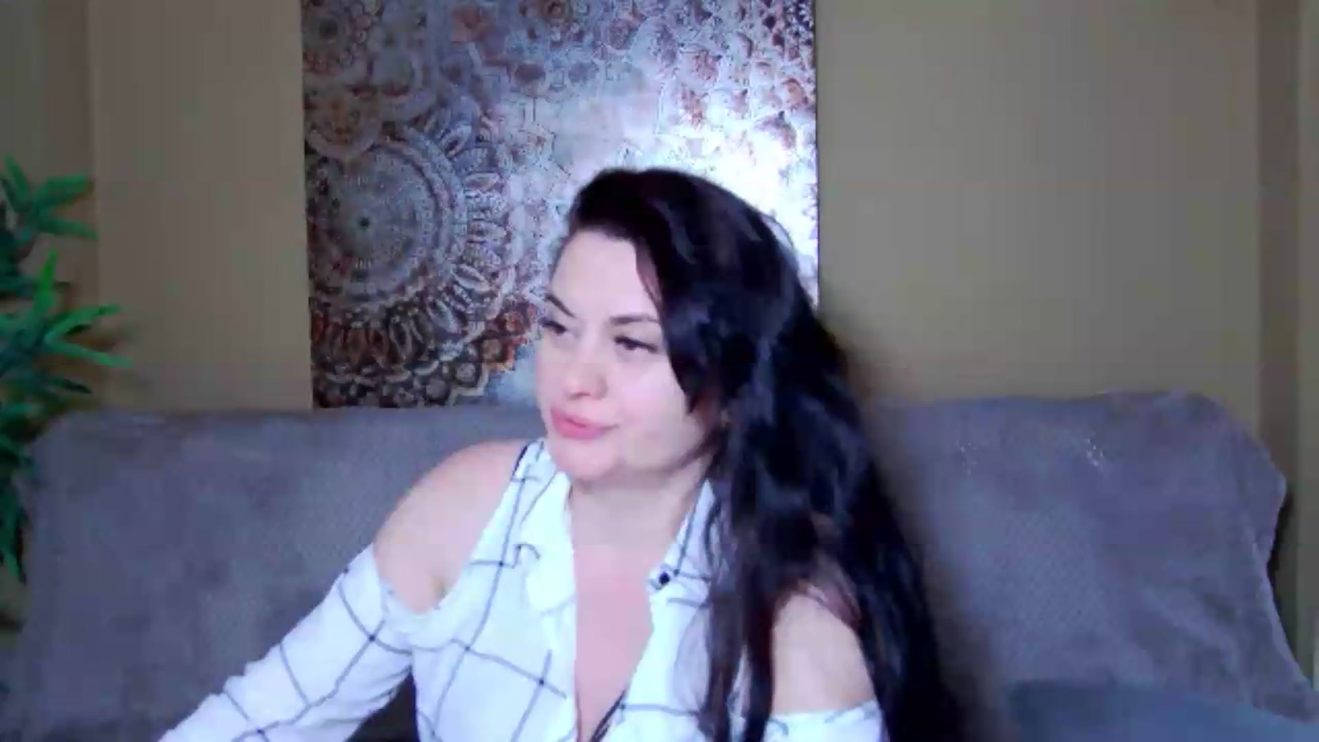 Gallery image thumbnail from ForeverChic's myfreecams stream on, 06/05/2026, 13:27 image 18 of 20
