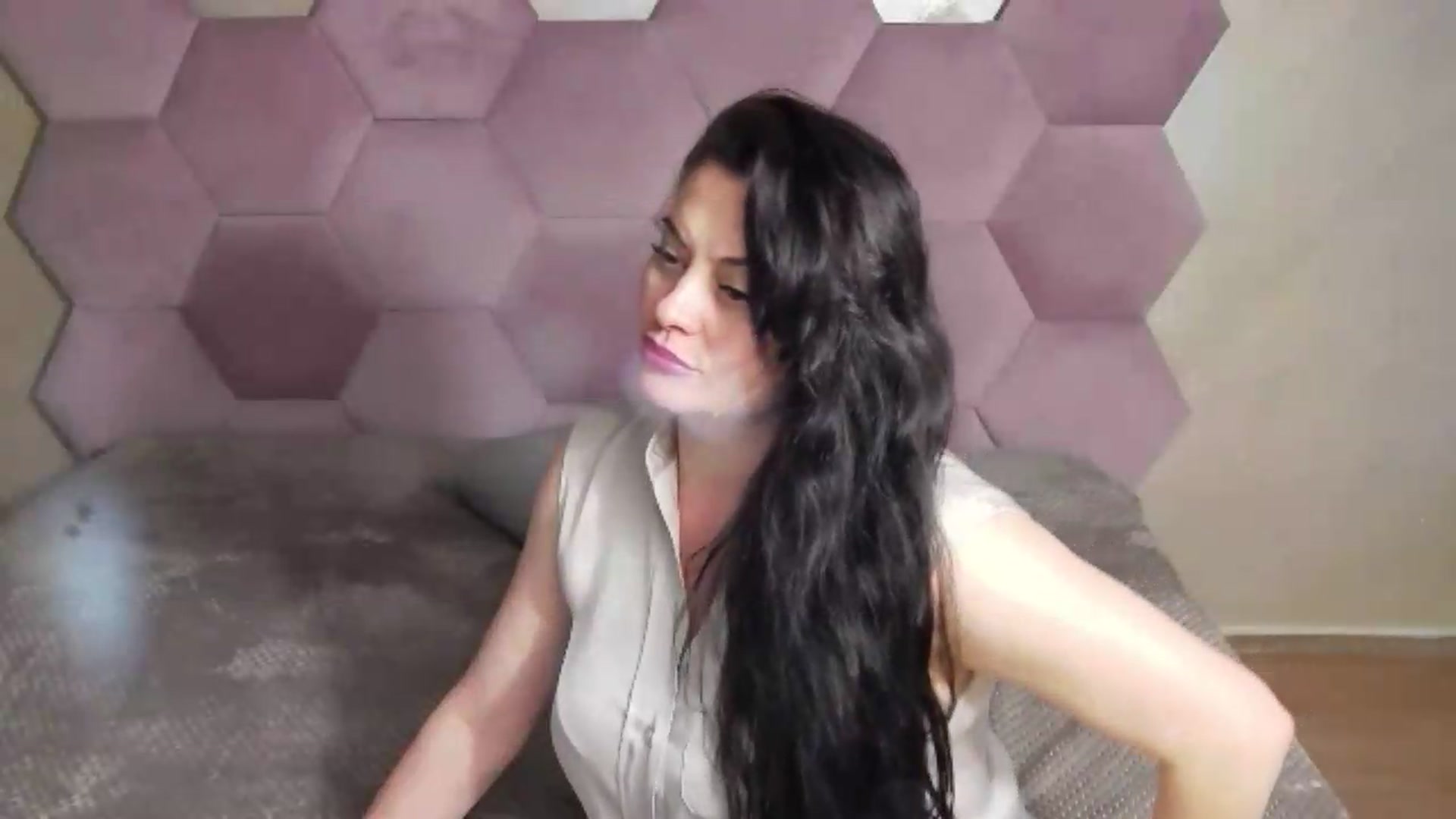 Gallery image thumbnail from ForeverChic's myfreecams stream on, 06/12/2026, 09:52 image 6 of 20
