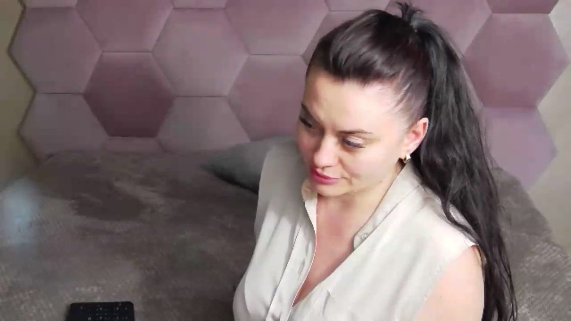 Gallery image thumbnail from ForeverChic's myfreecams stream on, 06/12/2026, 11:49 image 17 of 20