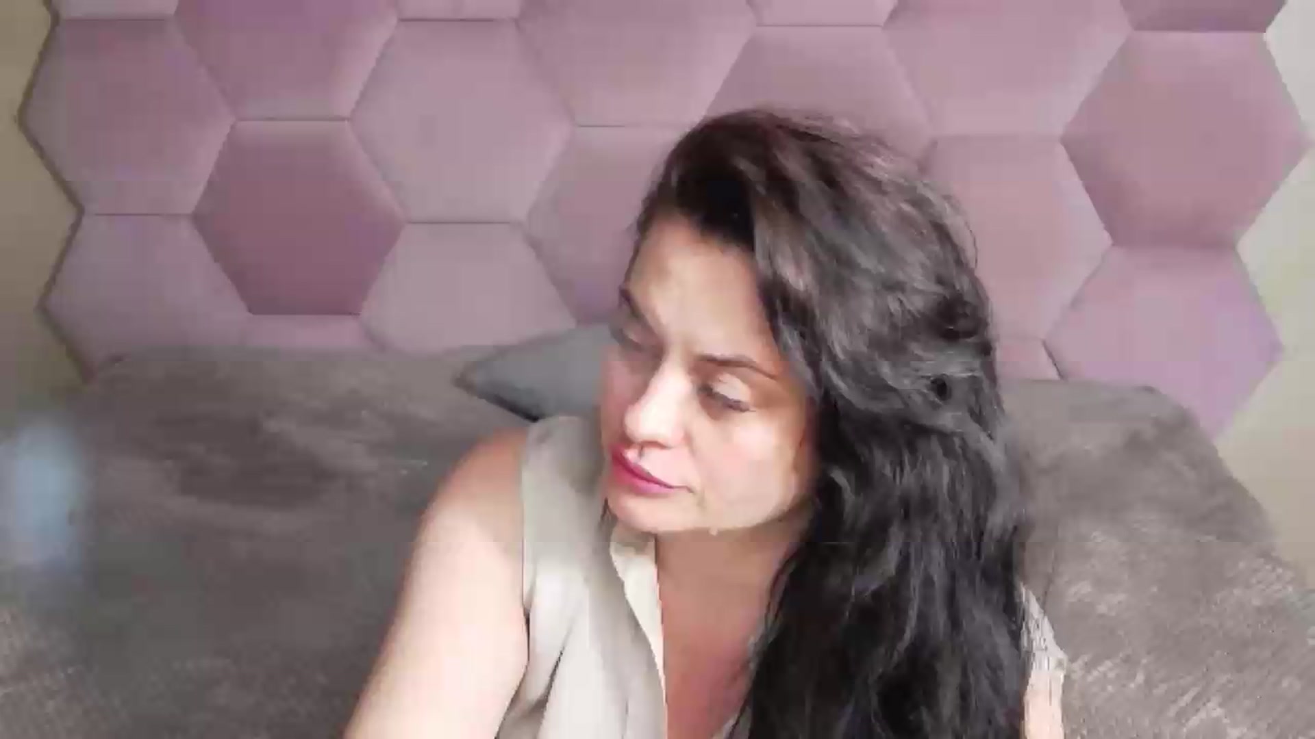 Gallery image thumbnail from ForeverChic's myfreecams stream on, 06/12/2026, 11:49 image 1 of 20