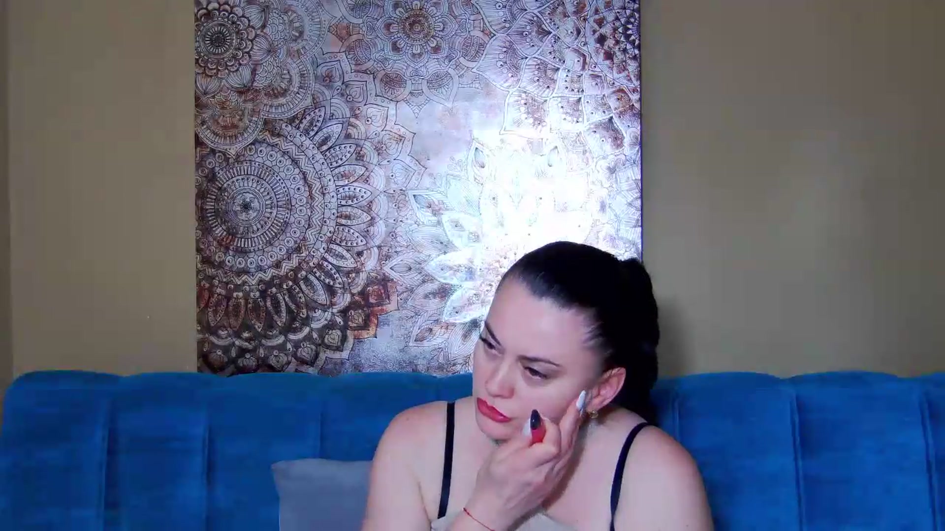 Gallery image thumbnail from ForeverChic's myfreecams stream on, 06/22/2026, 07:32 image 12 of 20