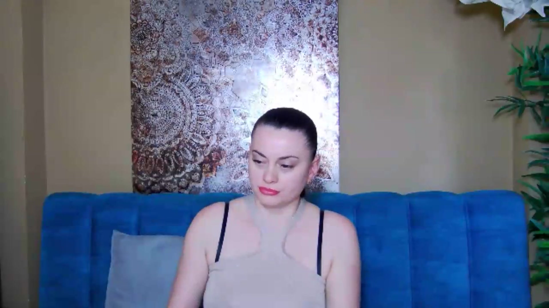Gallery image thumbnail from ForeverChic's myfreecams stream on, 06/22/2026, 08:44 image 2 of 20