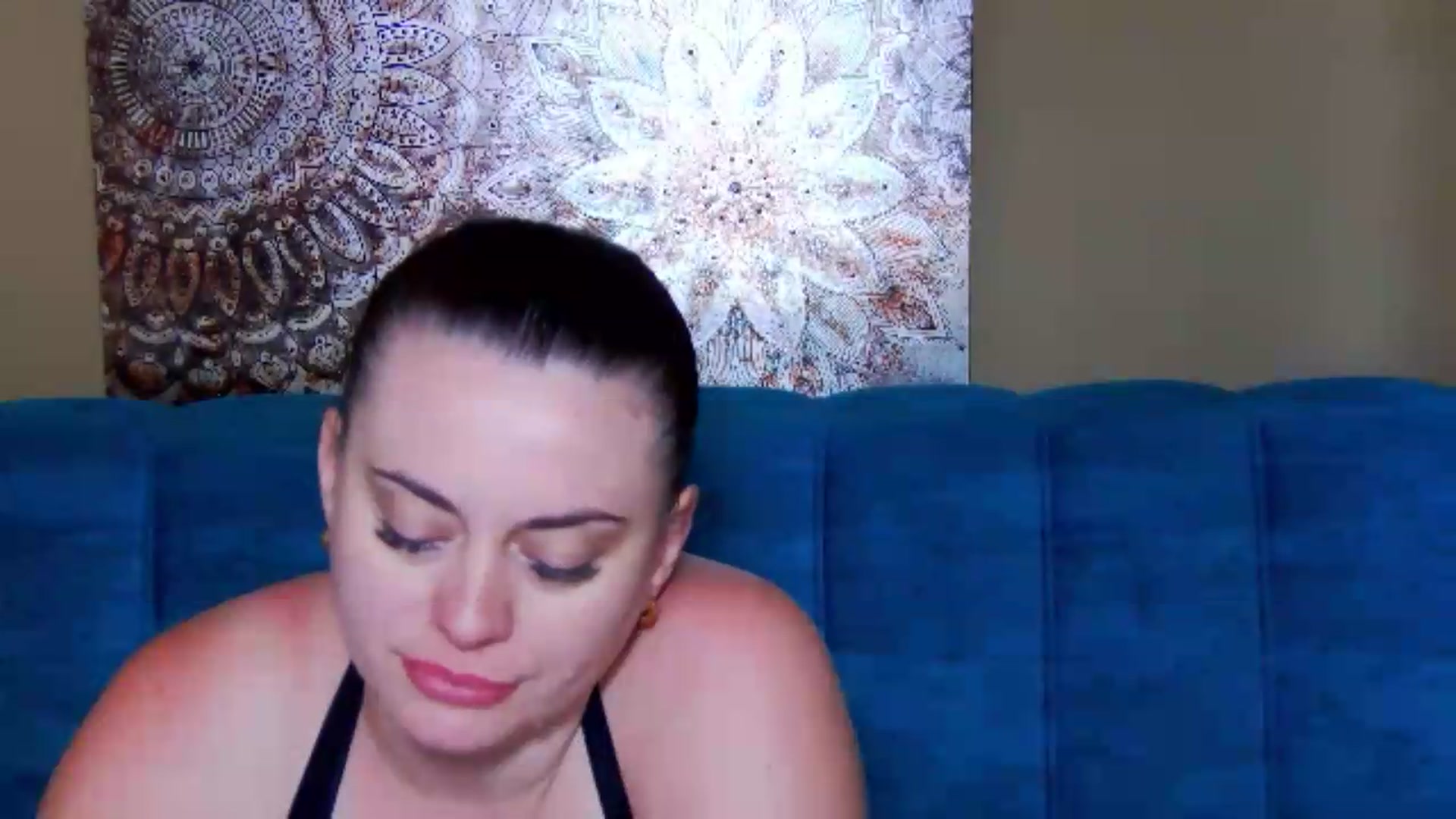 Gallery image thumbnail from ForeverChic's myfreecams stream on, 06/26/2026, 08:19 image 14 of 20