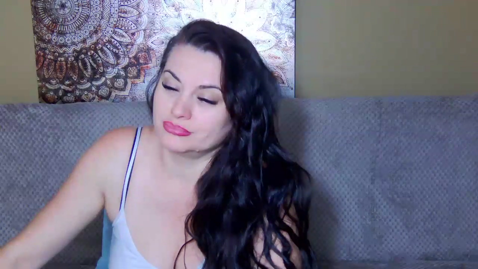 Gallery image thumbnail from ForeverChic's myfreecams stream on, 07/09/2026, 21:09 image 17 of 20