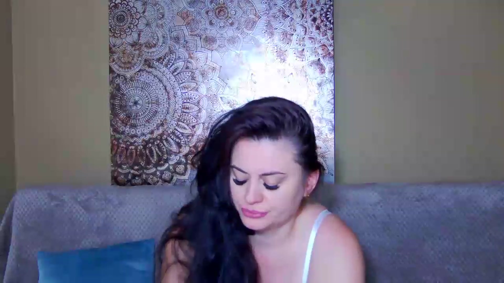 Gallery image thumbnail from ForeverChic's myfreecams stream on, 07/10/2026, 23:39 image 16 of 20