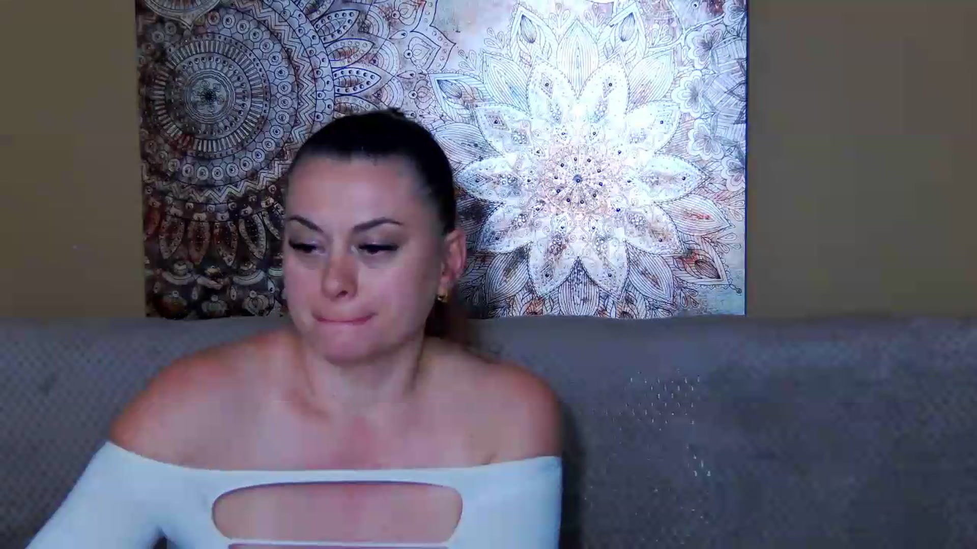 Gallery image thumbnail from ForeverChic's myfreecams stream on, 07/12/2026, 24:01 image 18 of 20