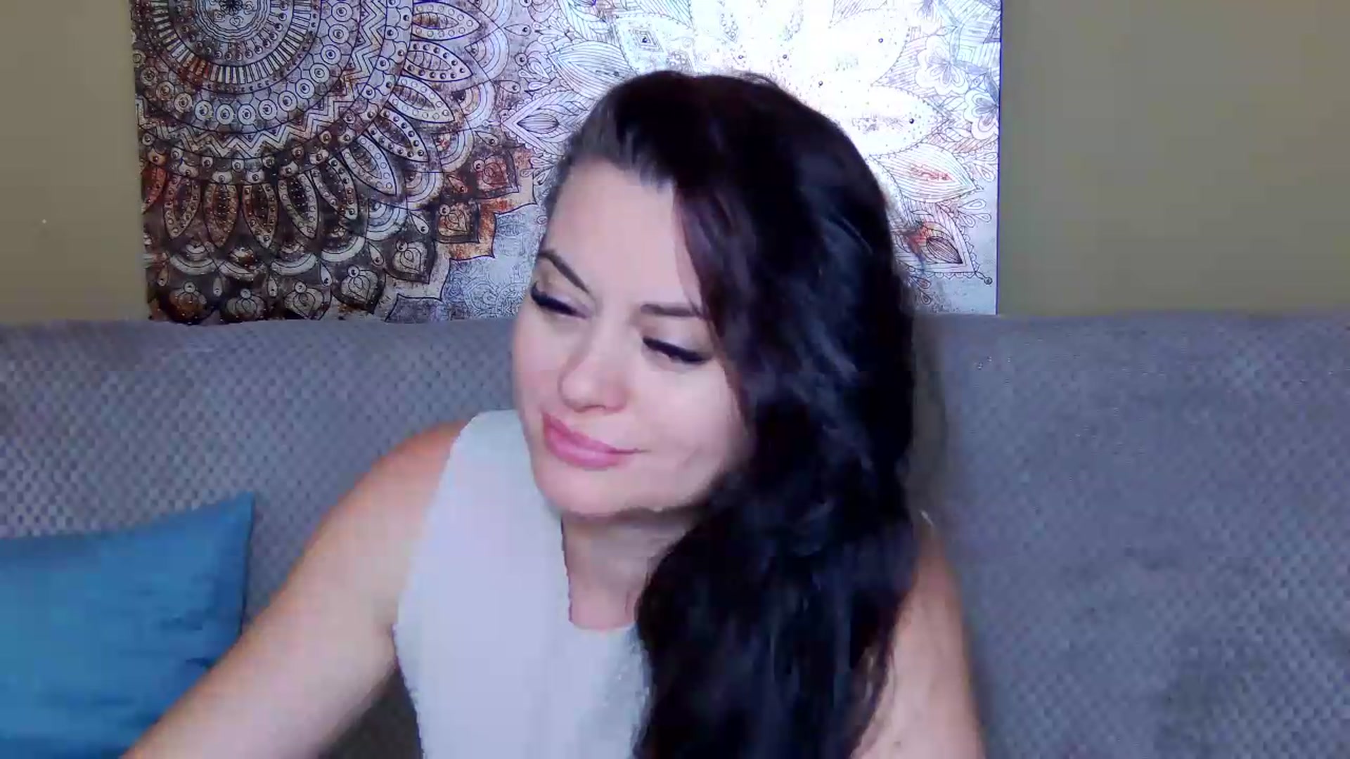Gallery image thumbnail from ForeverChic's myfreecams stream on, 07/14/2026, 24:20 image 12 of 20