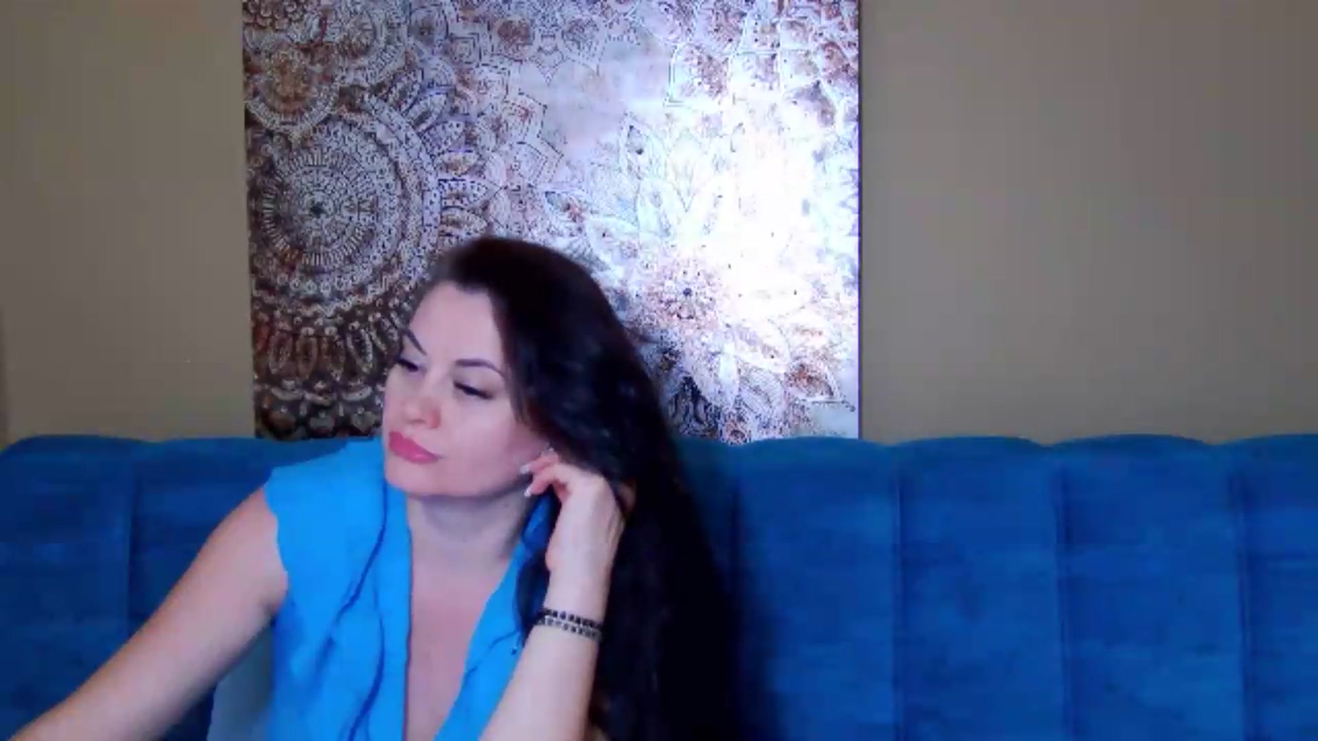Gallery image thumbnail from ForeverChic's myfreecams stream on, 07/16/2026, 10:51 image 16 of 20