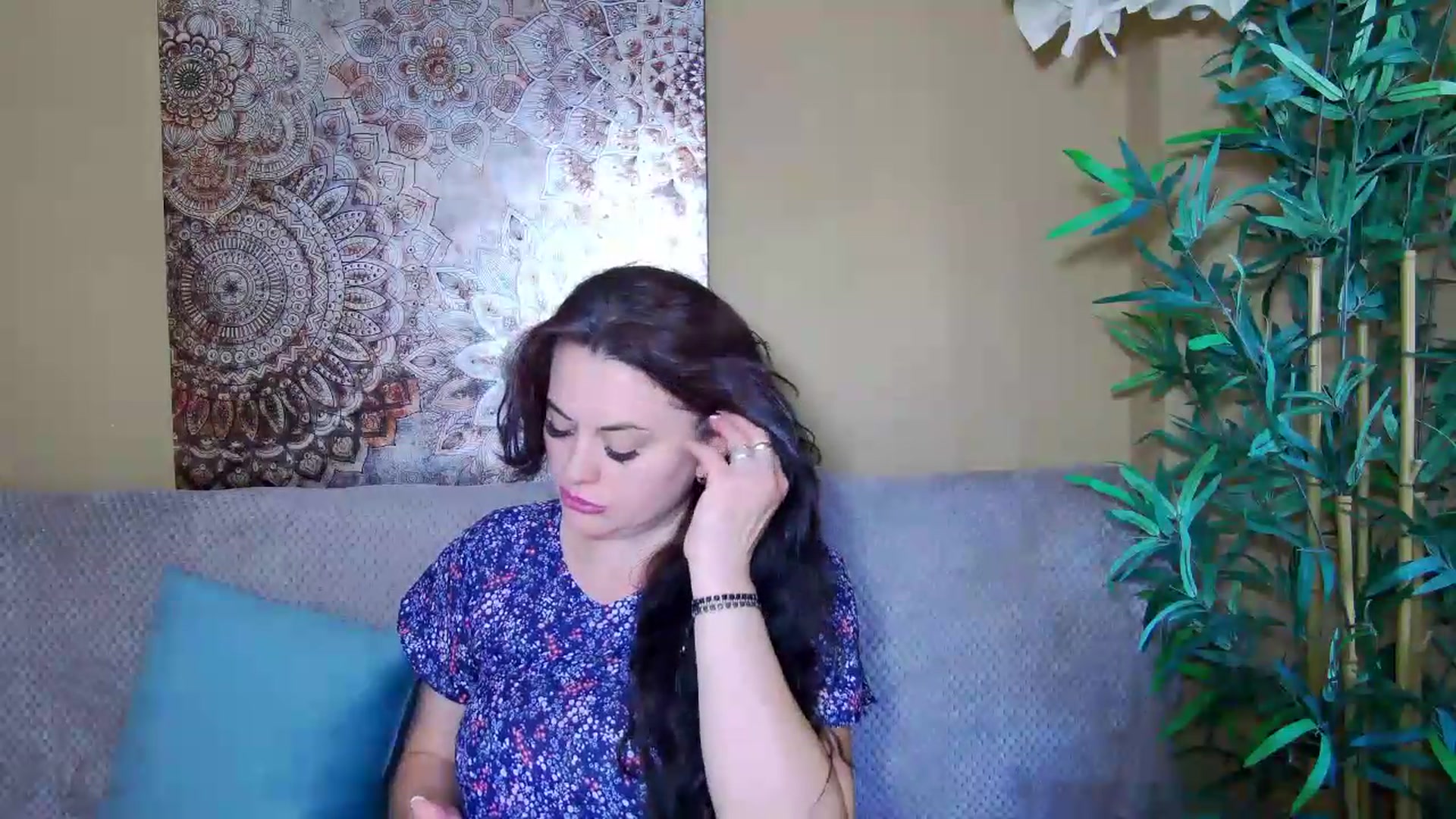 Gallery image thumbnail from ForeverChic's myfreecams stream on, 07/30/2026, 07:06 image 3 of 20