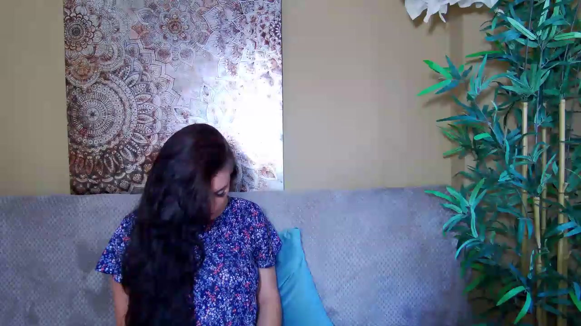 Gallery image thumbnail from ForeverChic's myfreecams stream on, 07/30/2026, 08:27 image 13 of 20