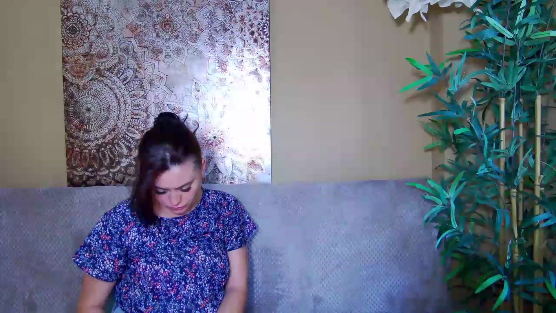 Gallery image thumbnail from ForeverChic's myfreecams stream on, 07/30/2026, 08:27 image 15 of 20