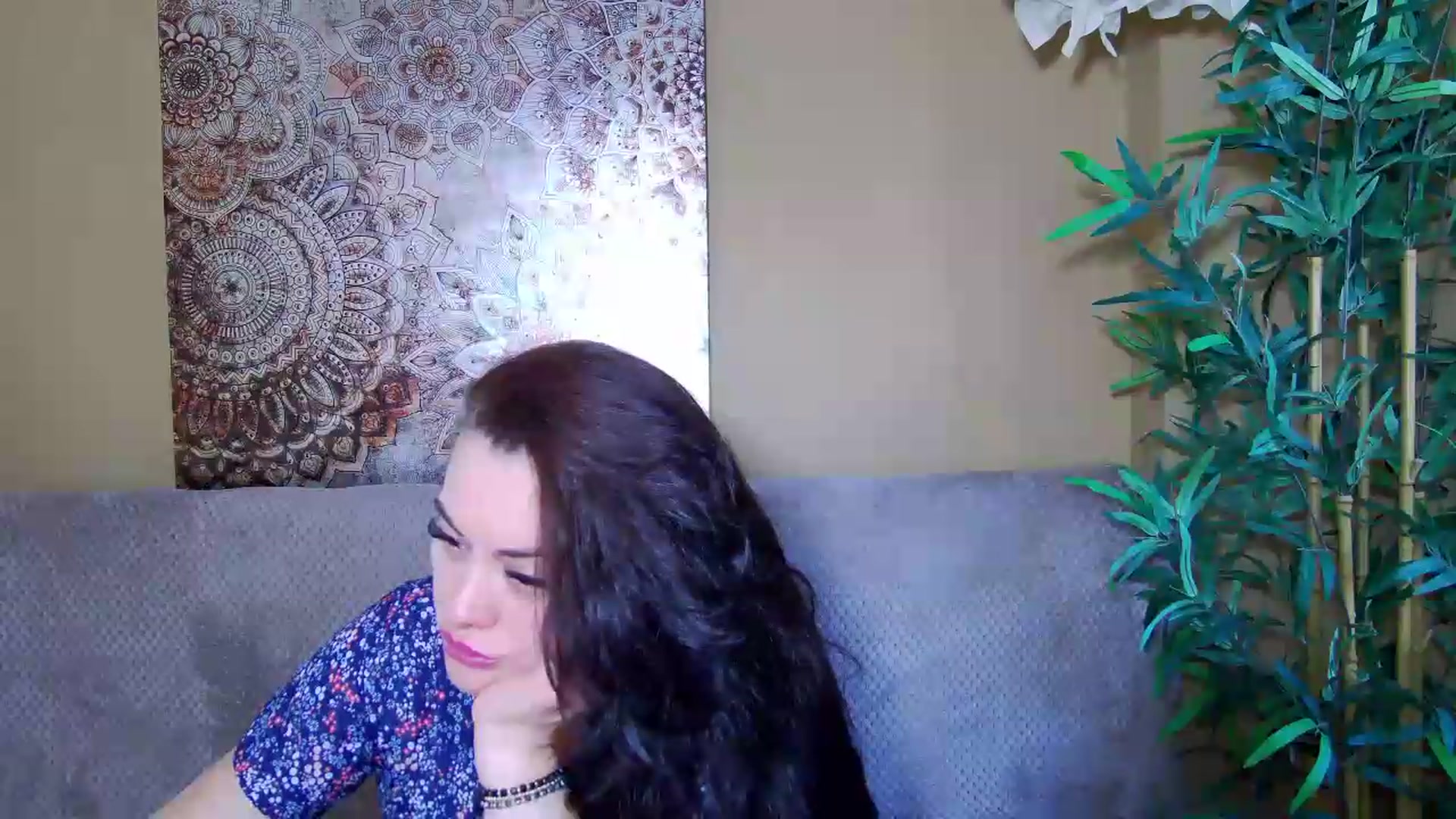 Gallery image thumbnail from ForeverChic's myfreecams stream on, 07/30/2026, 08:27 image 2 of 20