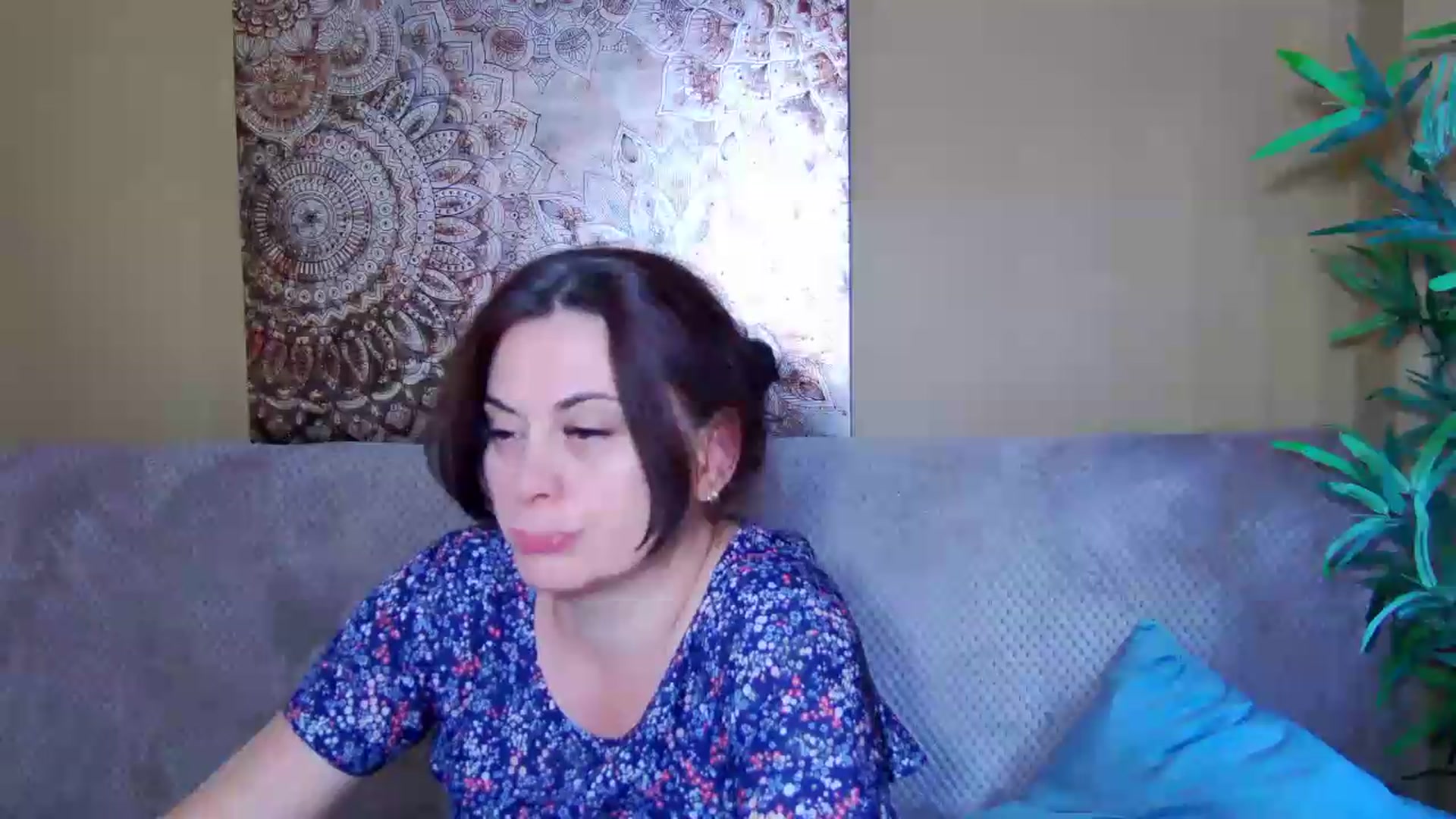 Gallery image thumbnail from ForeverChic's myfreecams stream on, 07/30/2026, 10:40 image 13 of 20