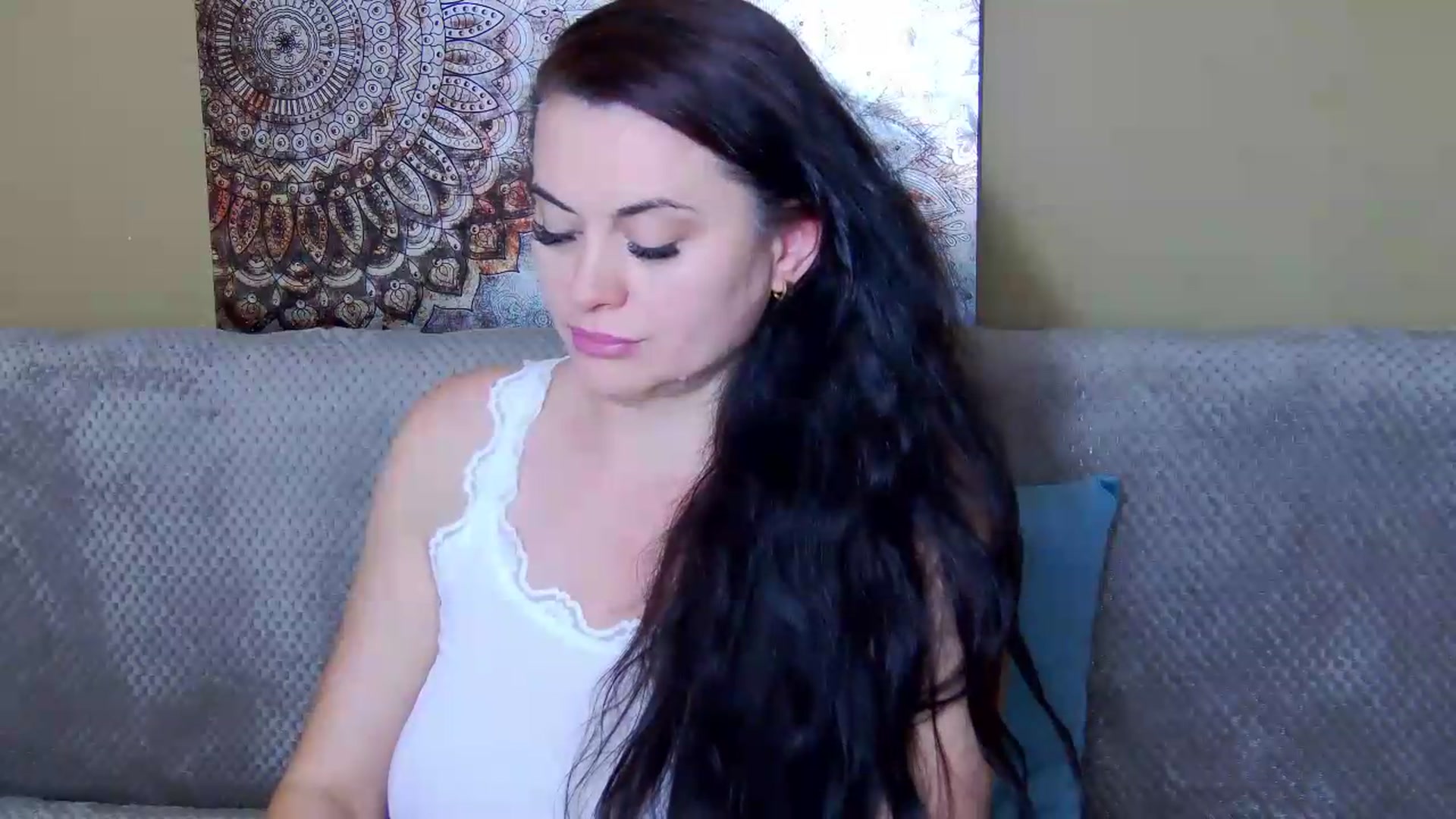 Gallery image thumbnail from ForeverChic's myfreecams stream on, 07/31/2026, 10:21 image 14 of 20