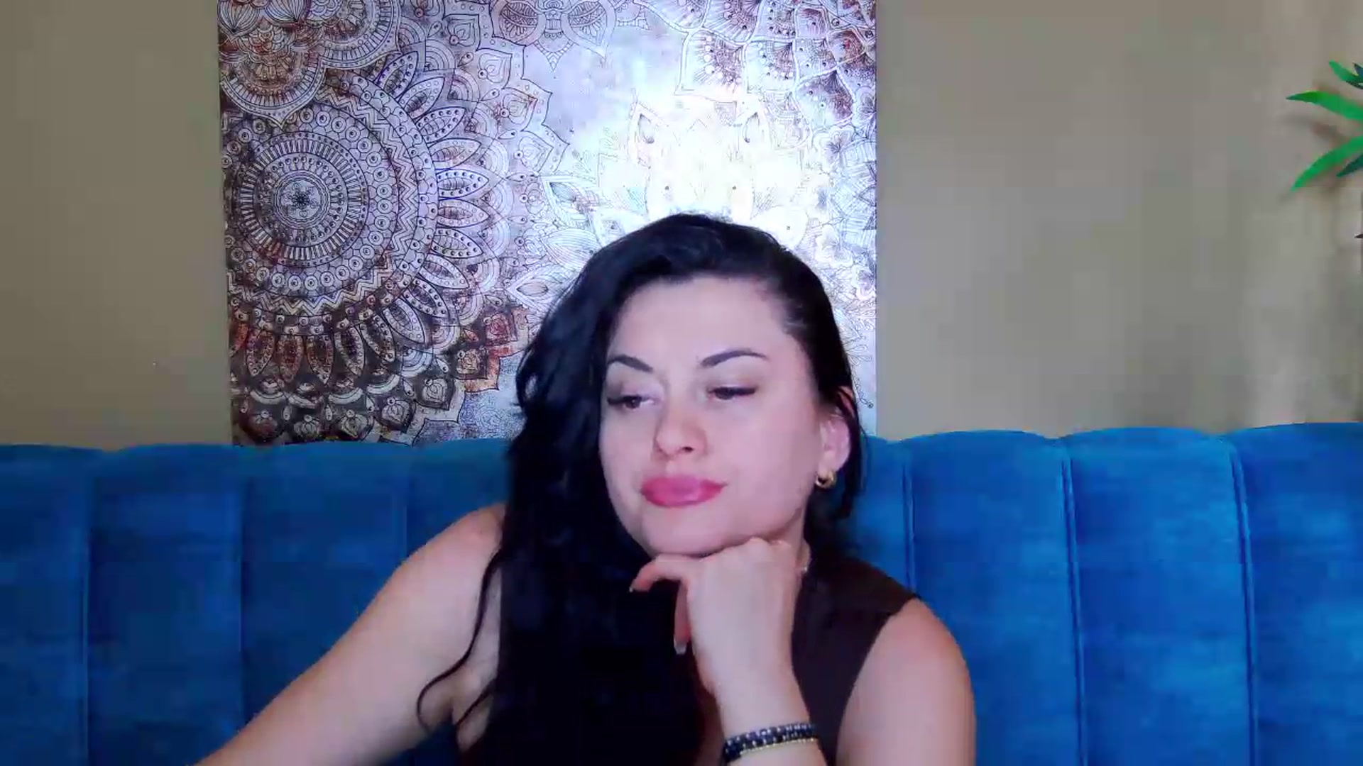 Gallery image thumbnail from ForeverChic's myfreecams stream on, 08/08/2026, 08:04 image 5 of 20