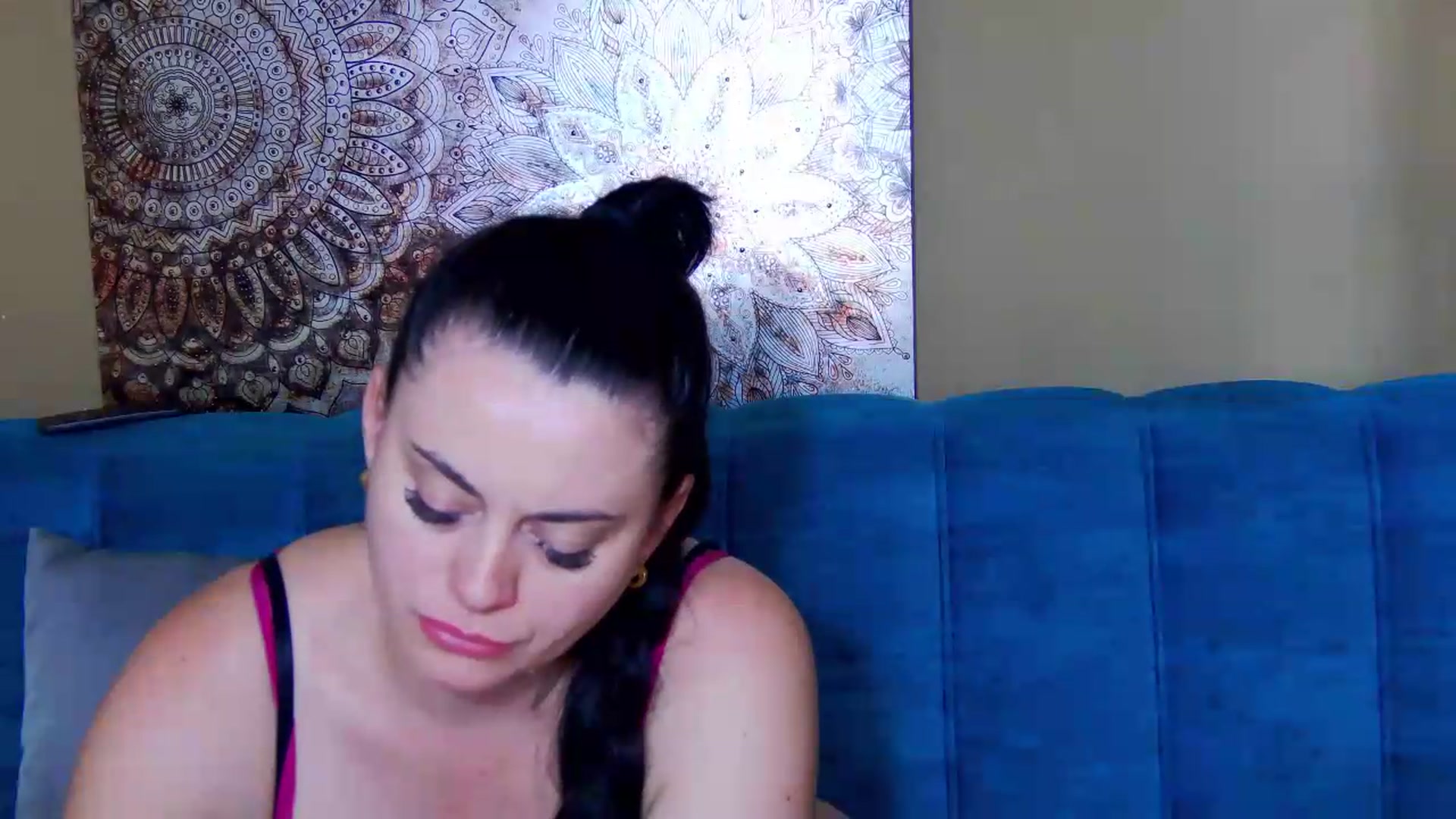 Gallery image thumbnail from ForeverChic's myfreecams stream on, 08/10/2026, 08:12 image 12 of 20