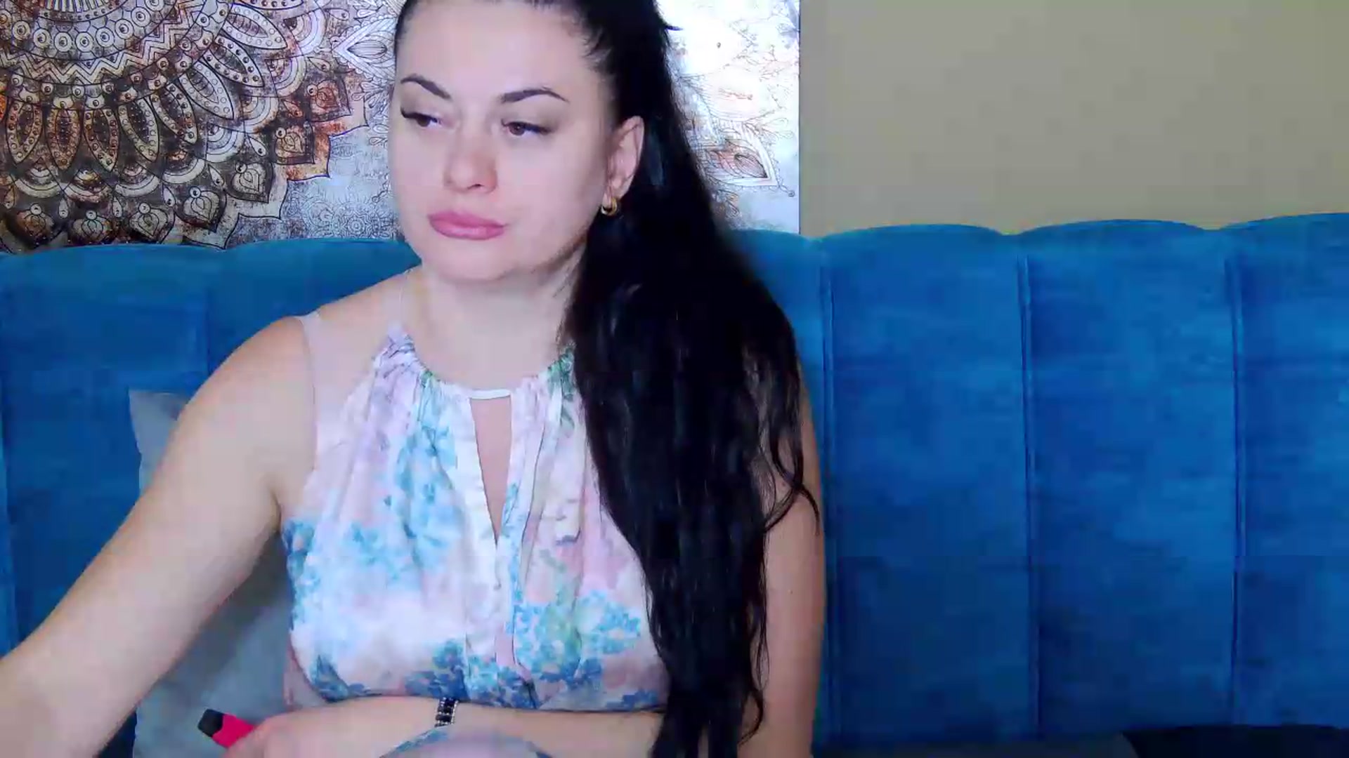 Gallery image thumbnail from ForeverChic's myfreecams stream on, 08/12/2026, 06:00 image 17 of 20
