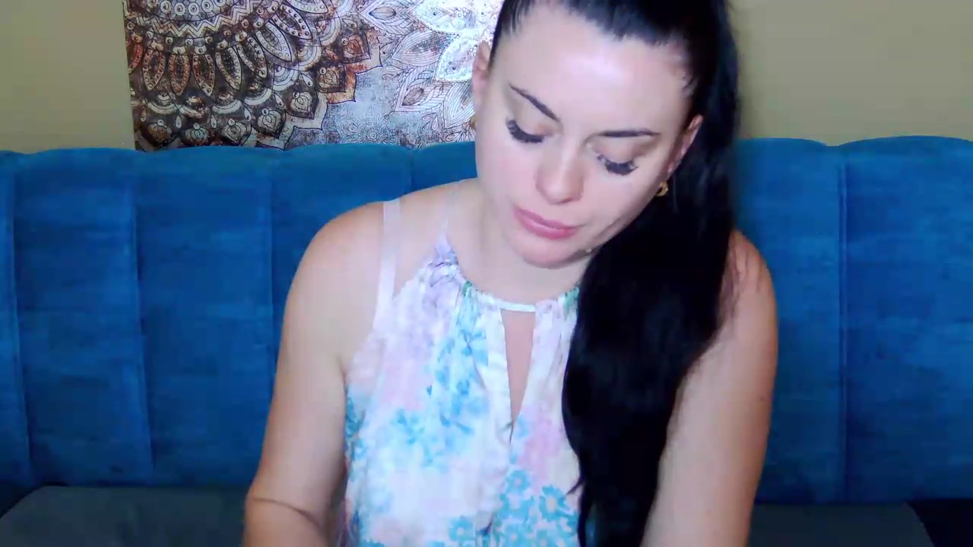 Gallery image thumbnail from ForeverChic's myfreecams stream on, 08/12/2026, 08:34 image 15 of 20