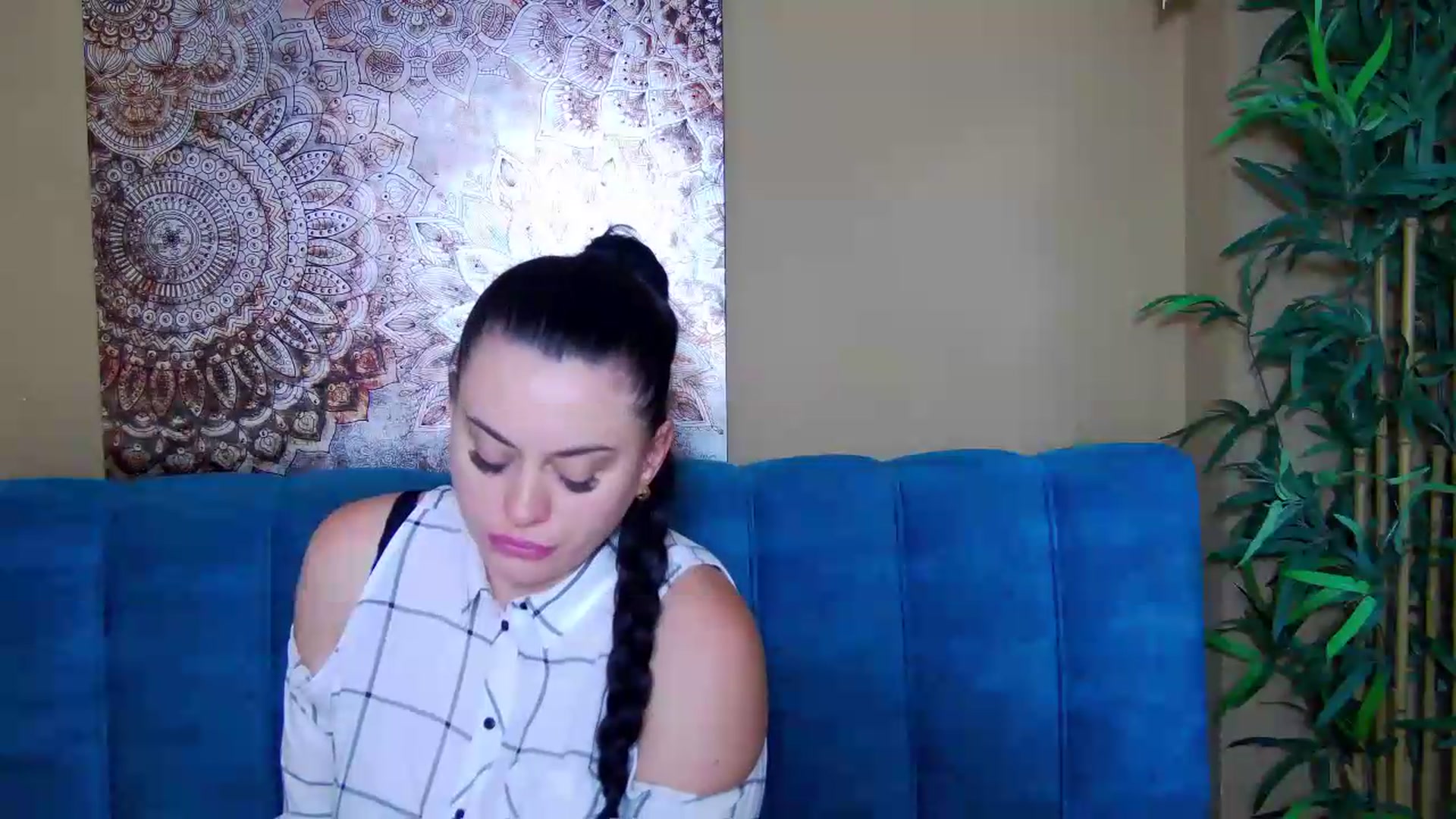Gallery image thumbnail from ForeverChic's myfreecams stream on, 08/13/2026, 06:20 image 15 of 20