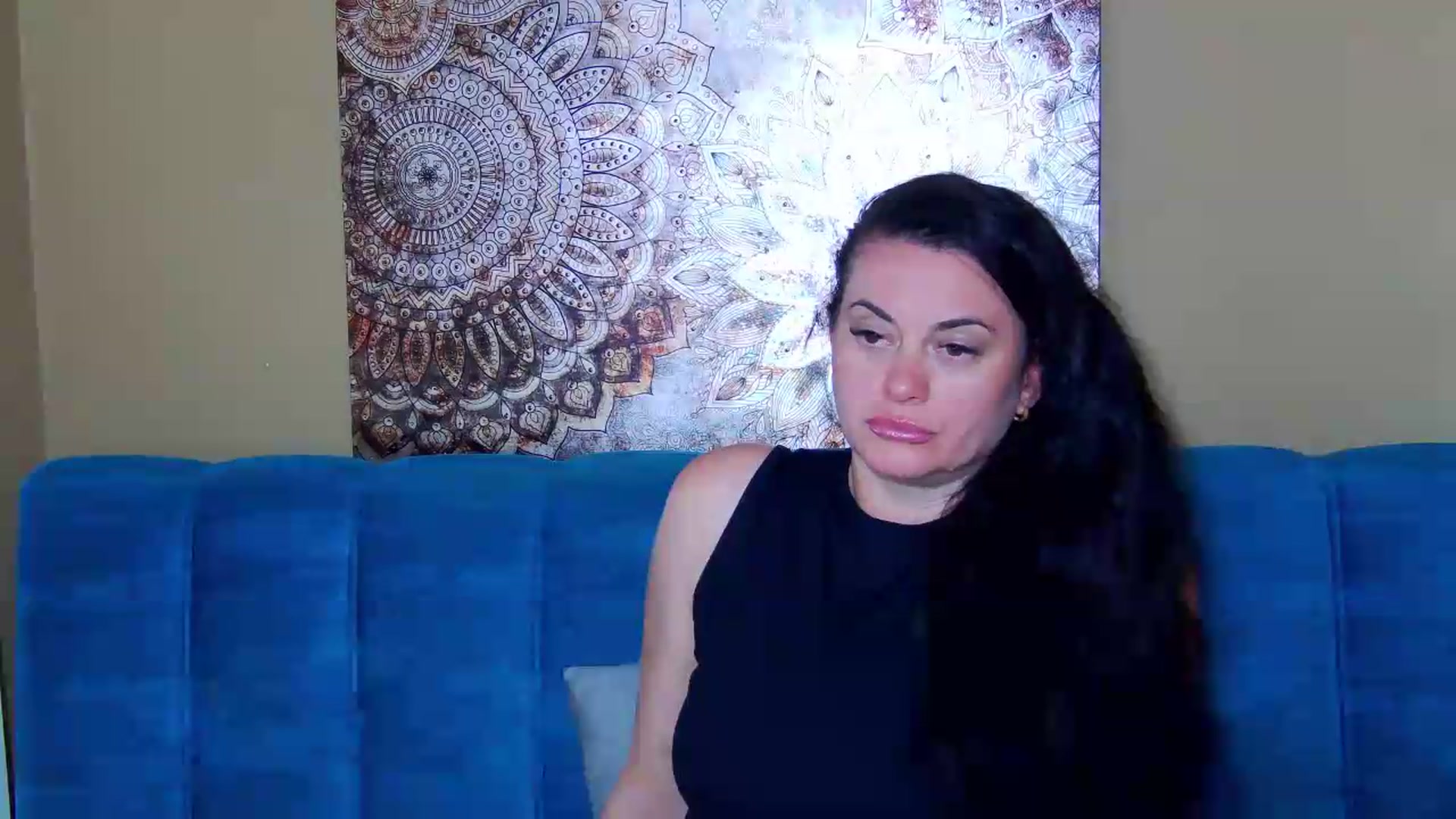 Gallery image thumbnail from ForeverChic's myfreecams stream on, 08/18/2026, 06:18 image 12 of 20