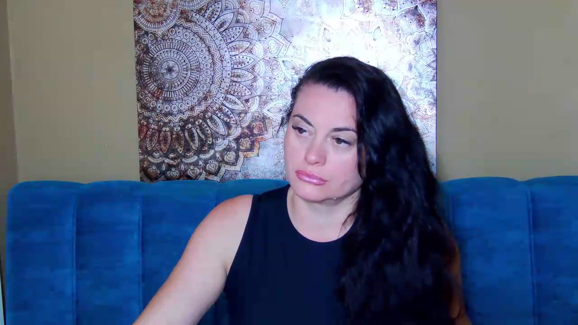 Gallery image thumbnail from ForeverChic's myfreecams stream on, 08/18/2026, 06:18 image 10 of 20