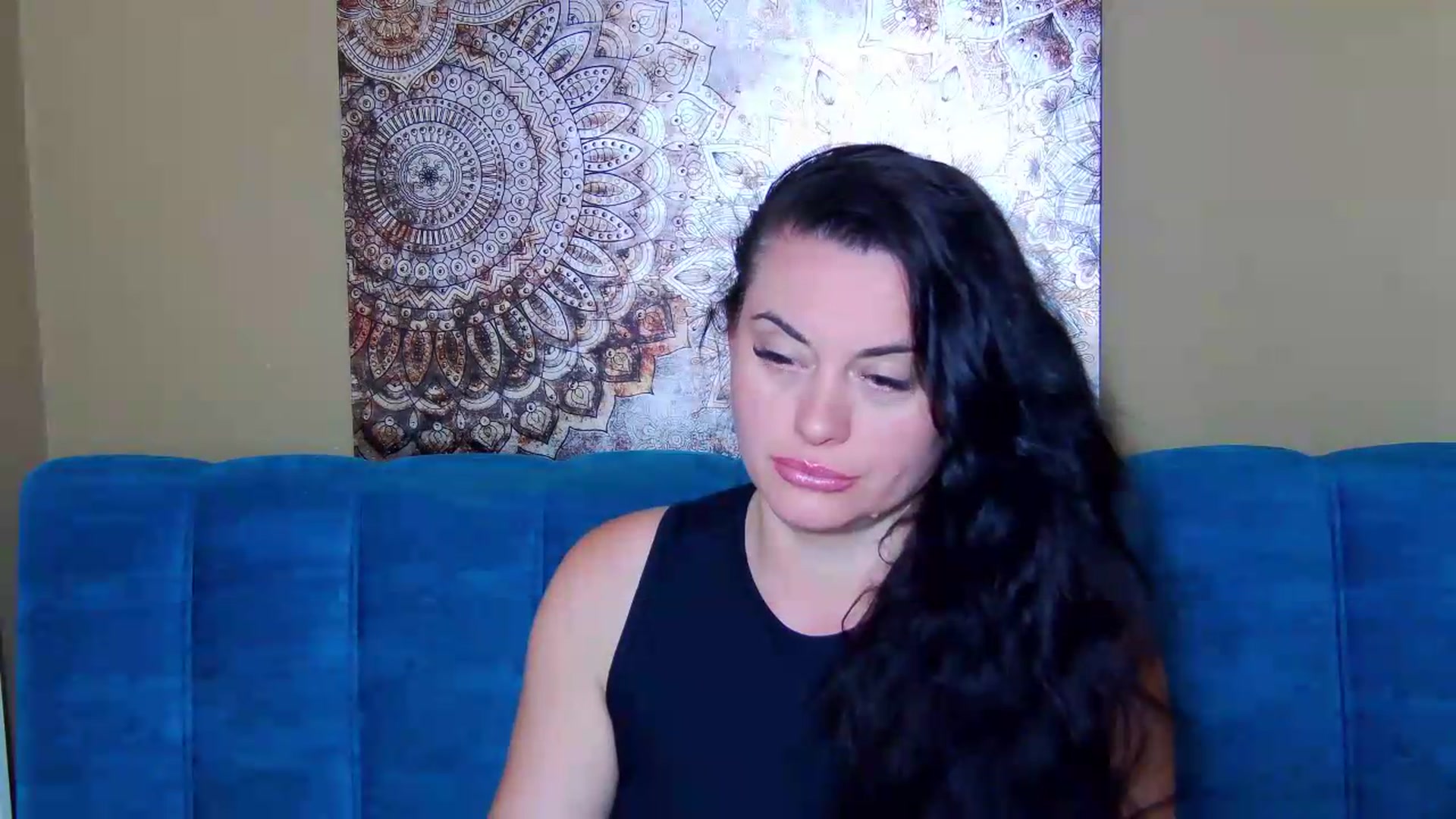 Gallery image thumbnail from ForeverChic's myfreecams stream on, 08/18/2026, 06:18 image 16 of 20
