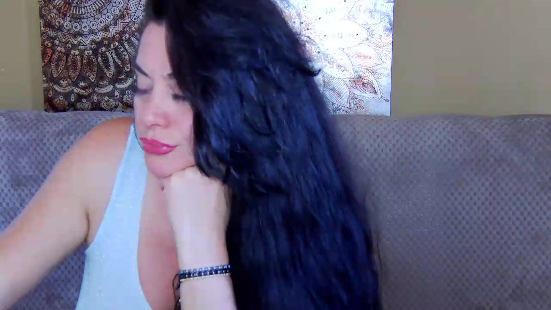 Gallery image thumbnail from ForeverChic's myfreecams stream on, 08/26/2026, 10:47 image 6 of 20