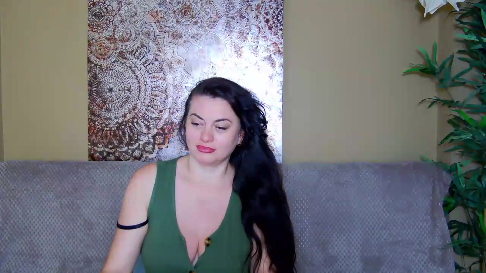 Gallery image thumbnail from ForeverChic's myfreecams stream on, 08/27/2026, 06:54 image 2 of 20