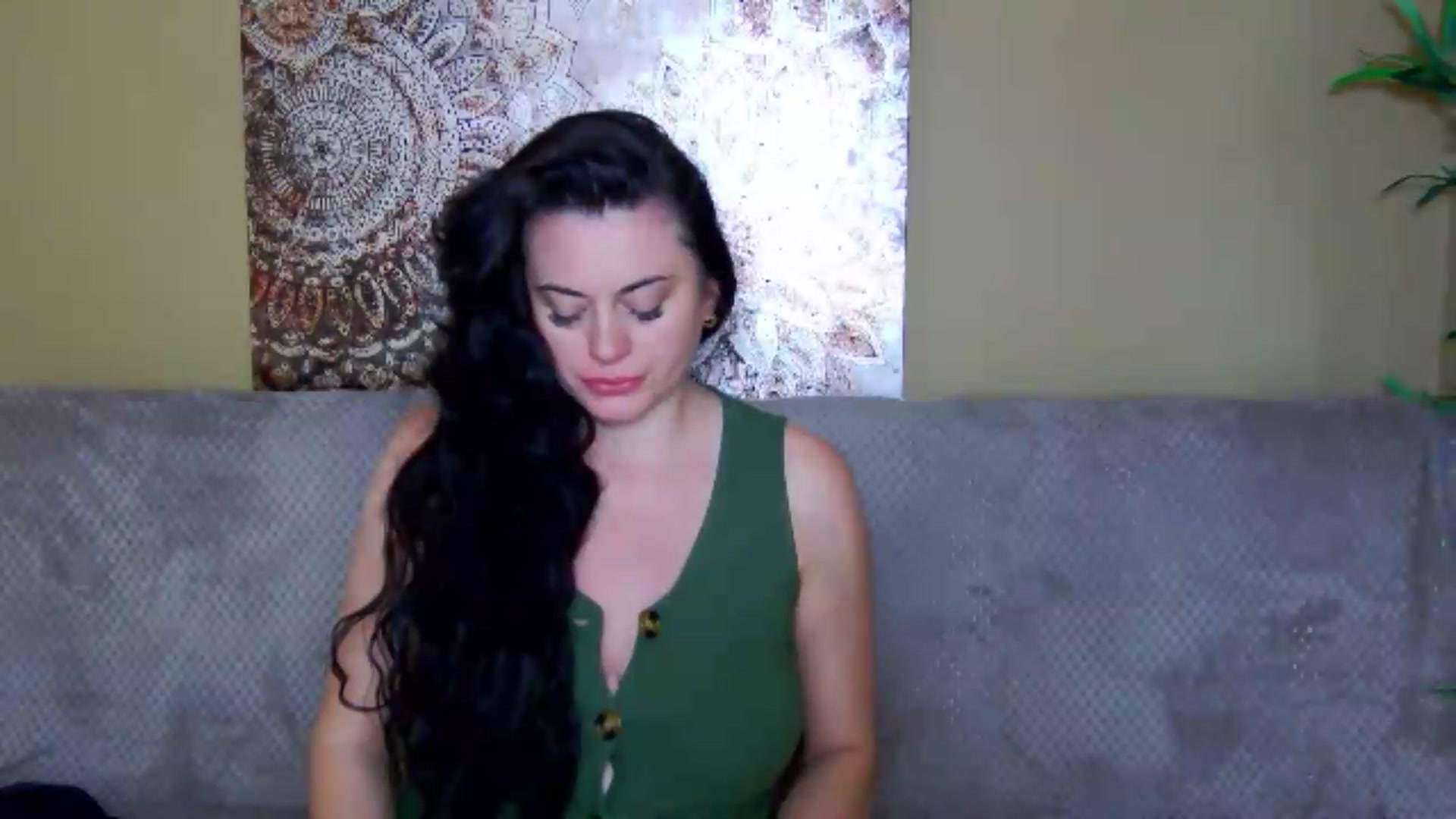 Gallery image thumbnail from ForeverChic's myfreecams stream on, 08/27/2026, 08:05 image 2 of 20
