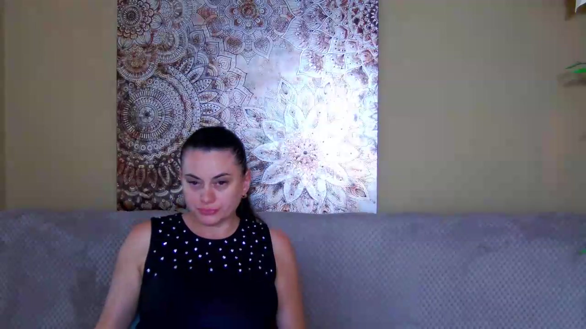 Gallery image thumbnail from ForeverChic's myfreecams stream on, 08/28/2026, 10:22 image 17 of 20