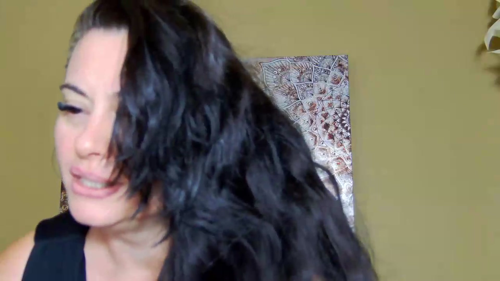 Gallery image thumbnail from ForeverChic's myfreecams stream on, 09/04/2026, 10:43 image 10 of 20