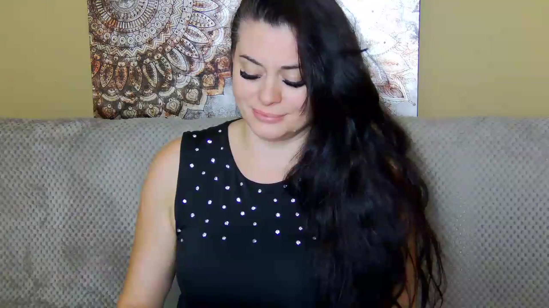 Gallery image thumbnail from ForeverChic's myfreecams stream on, 09/11/2026, 11:36 image 17 of 20