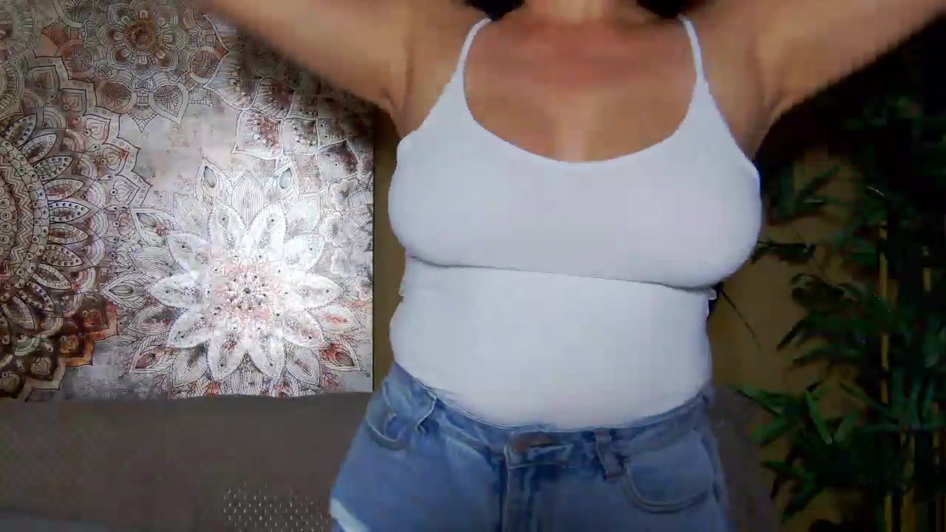 Gallery image thumbnail from ForeverChic's myfreecams stream on, 09/15/2026, 06:21 image 6 of 20