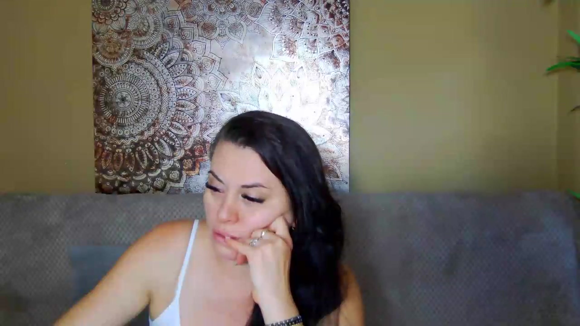 Gallery image thumbnail from ForeverChic's myfreecams stream on, 09/15/2026, 10:20 image 20 of 20