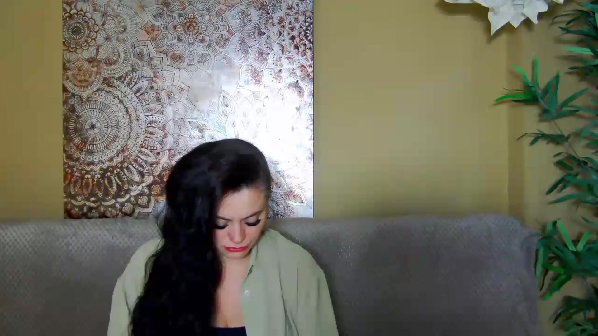Gallery image thumbnail from ForeverChic's myfreecams stream on, 09/17/2026, 05:51 image 15 of 20