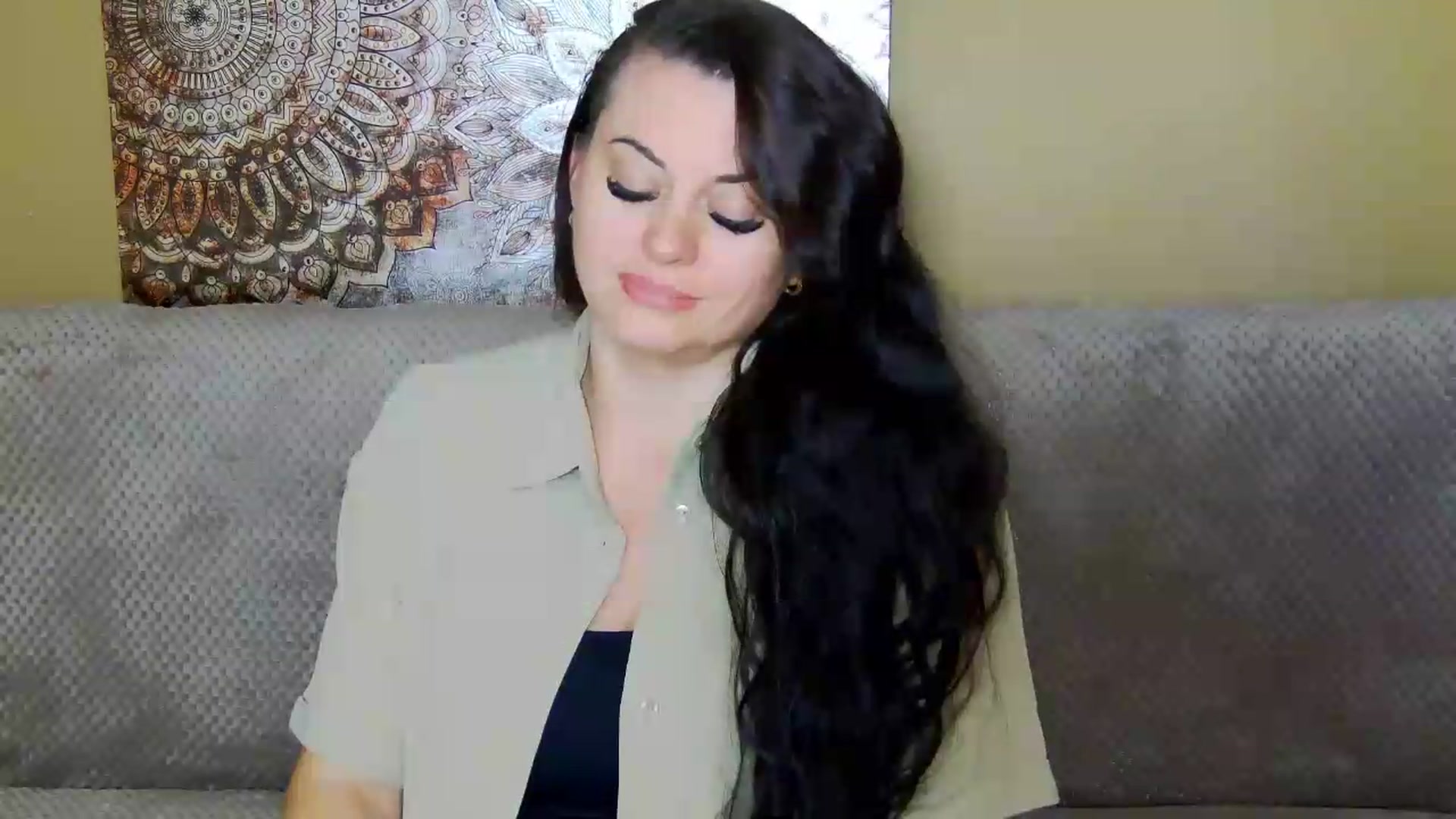 Gallery image thumbnail from ForeverChic's myfreecams stream on, 09/17/2026, 10:58 image 8 of 20